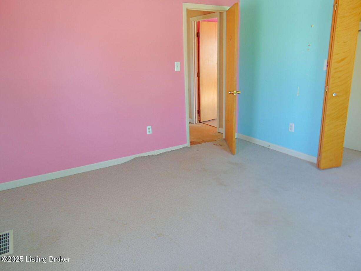 115 Delaware Way