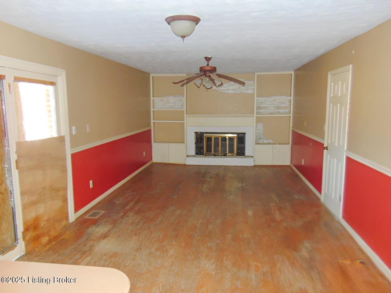 115 Delaware Way