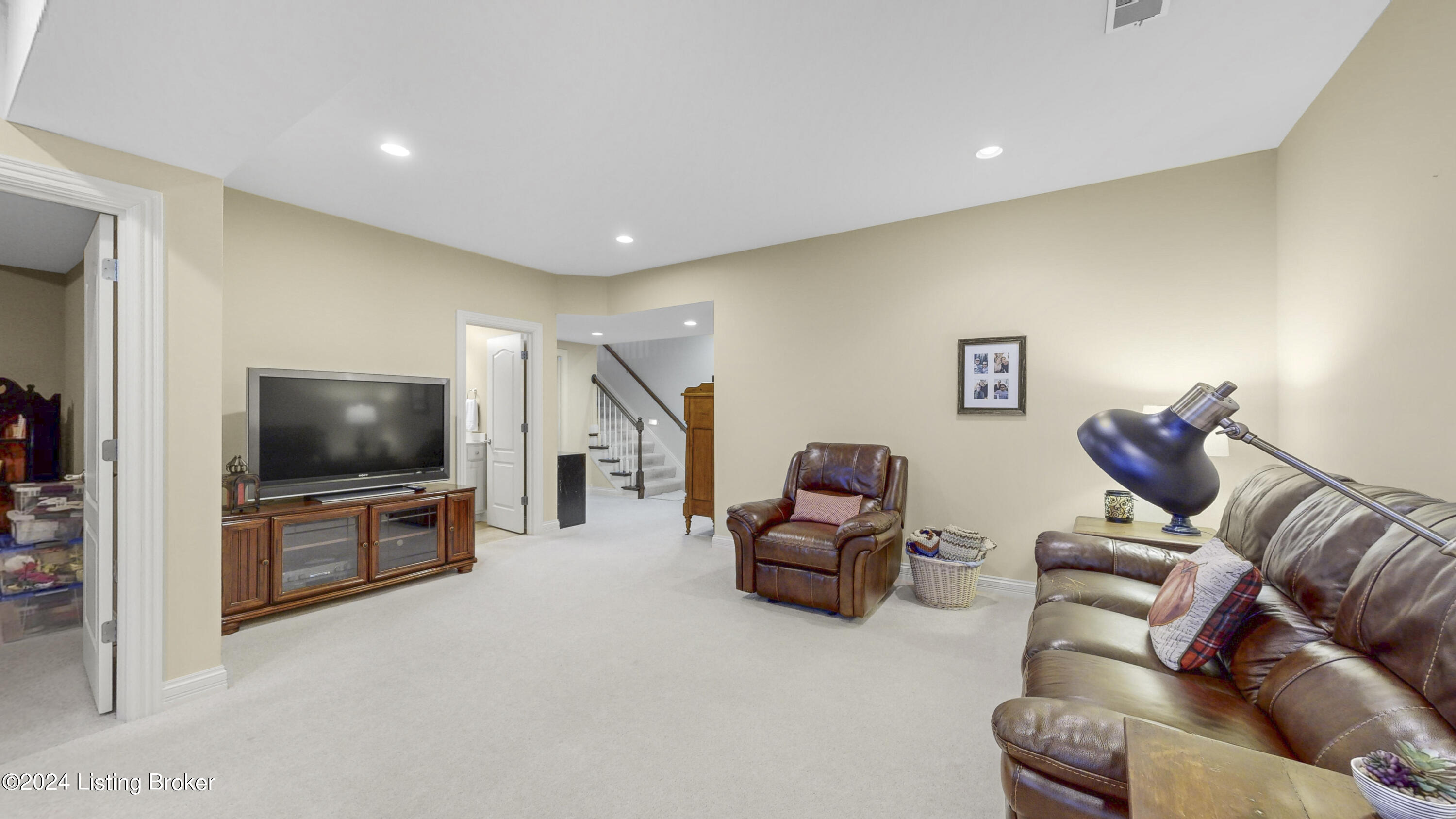 124 Whispering Pines Cir B