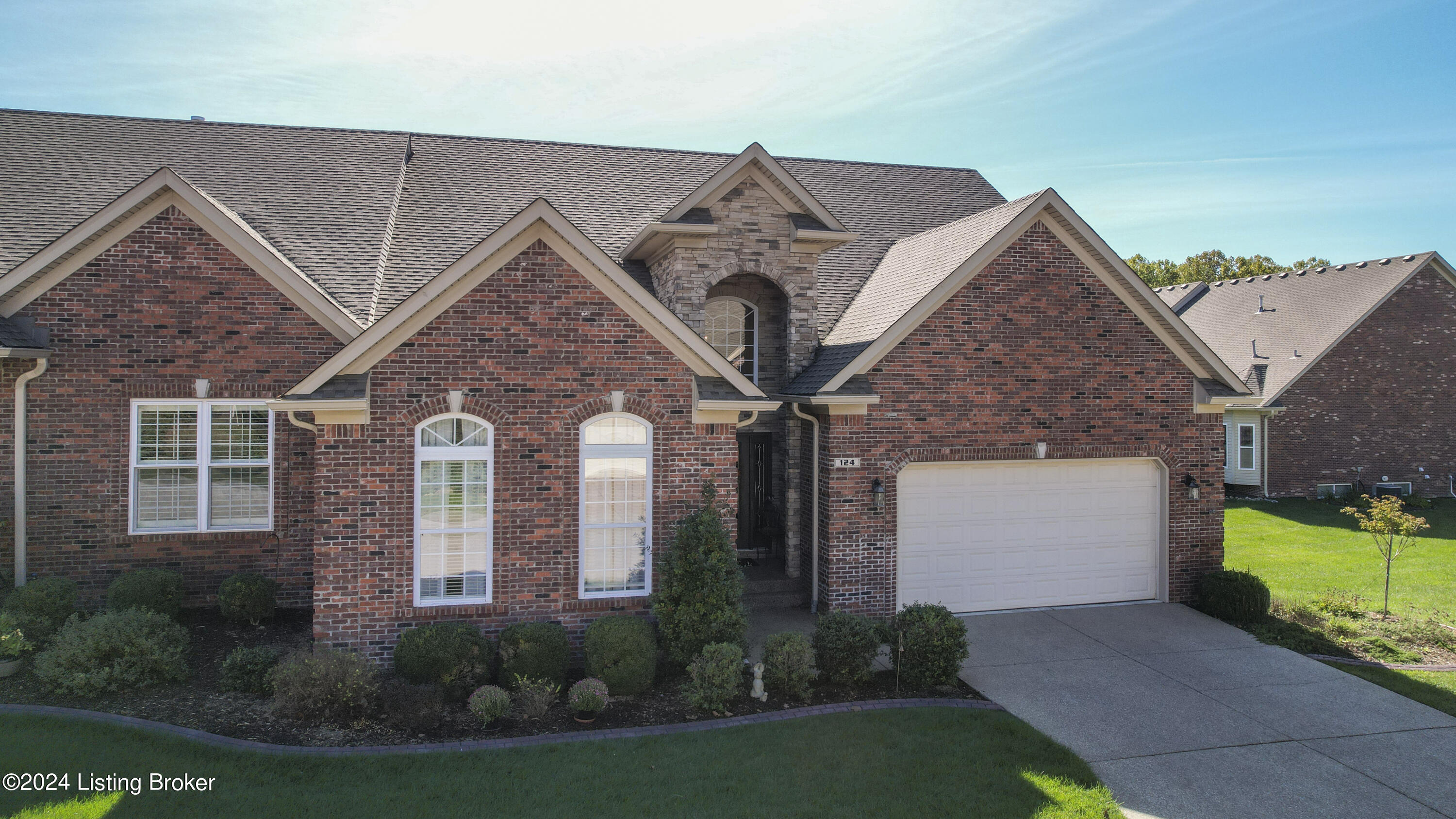 124 Whispering Pines Cir B