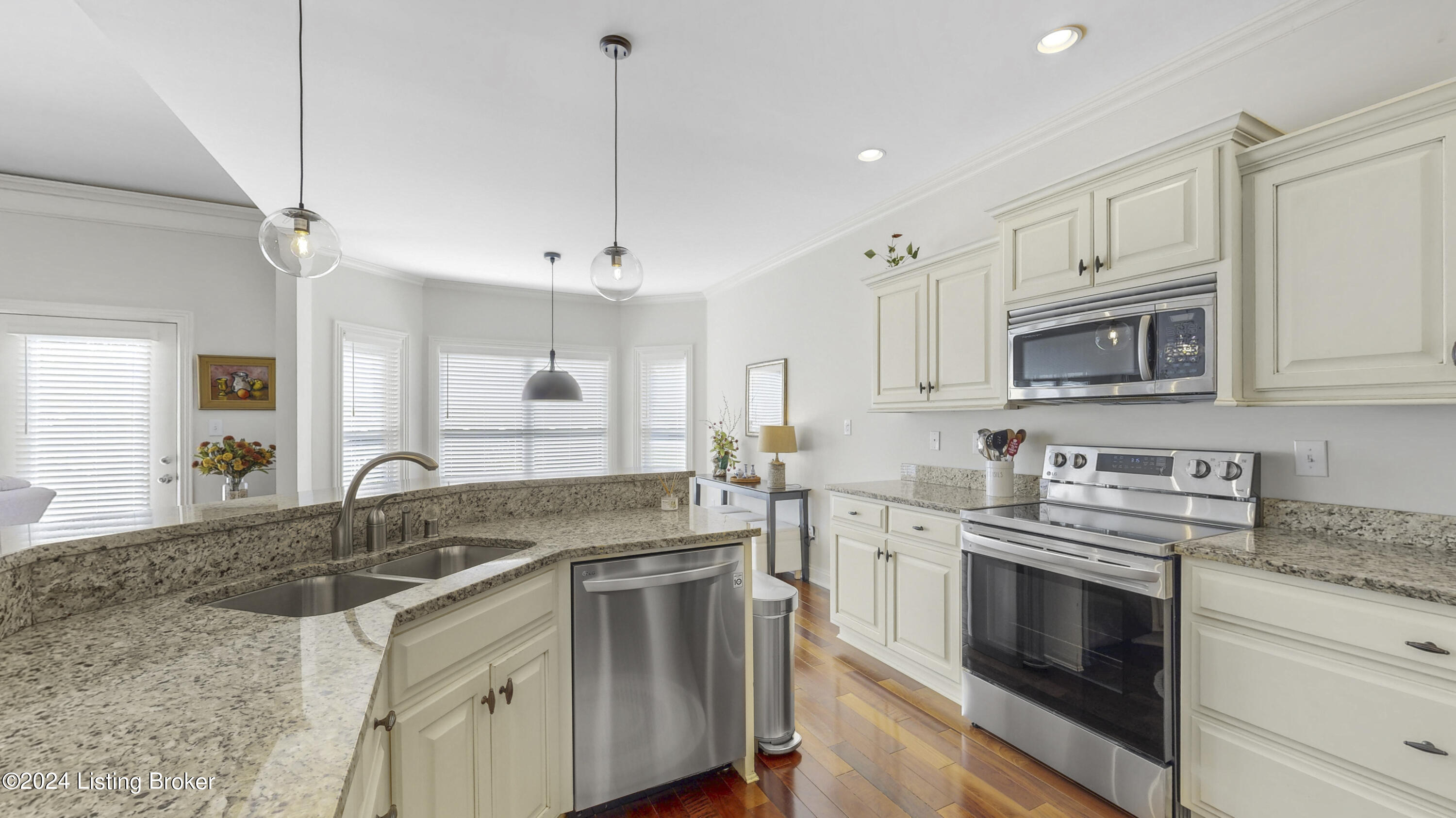 124 Whispering Pines Cir B