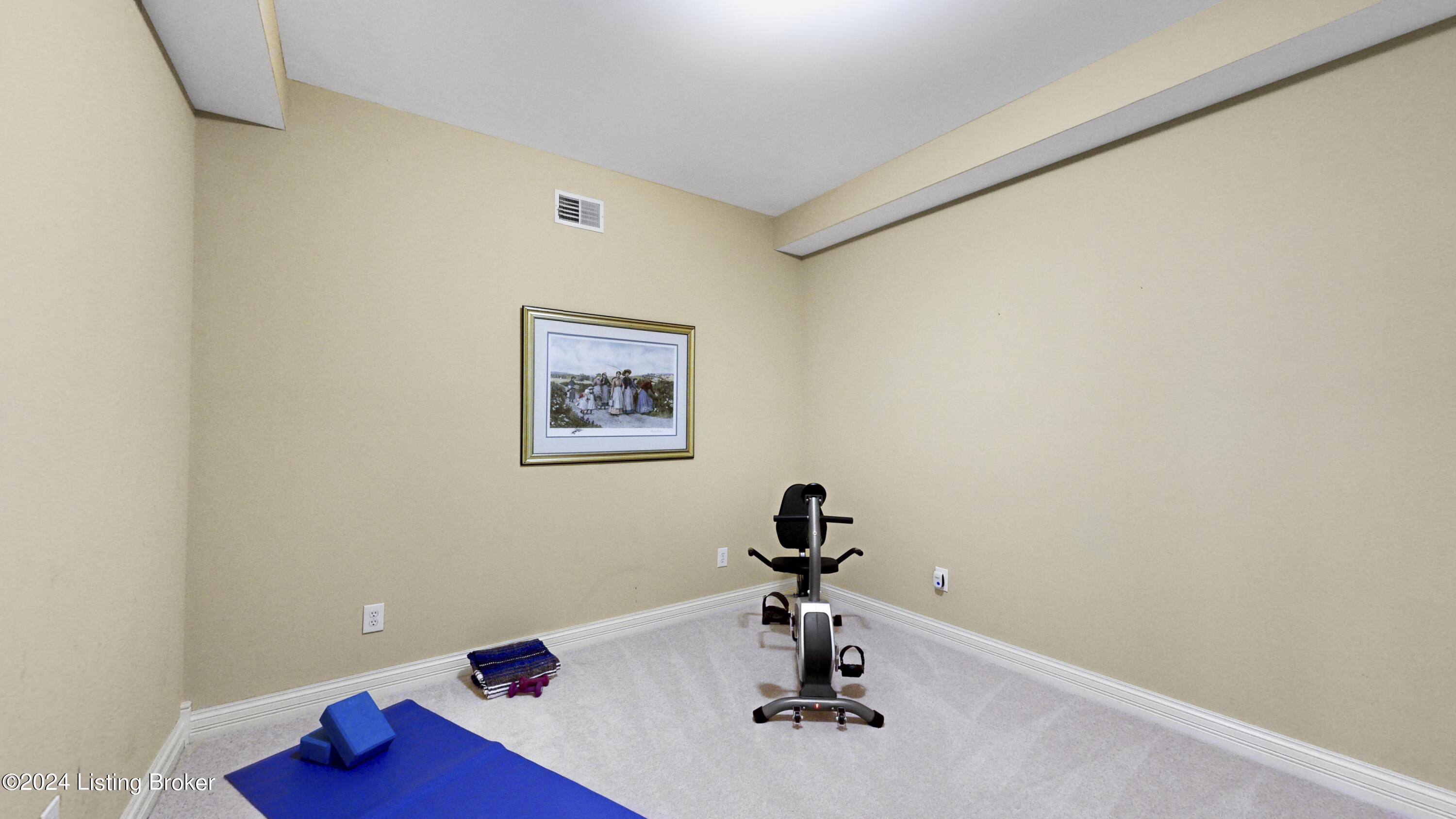 124 Whispering Pines Cir B