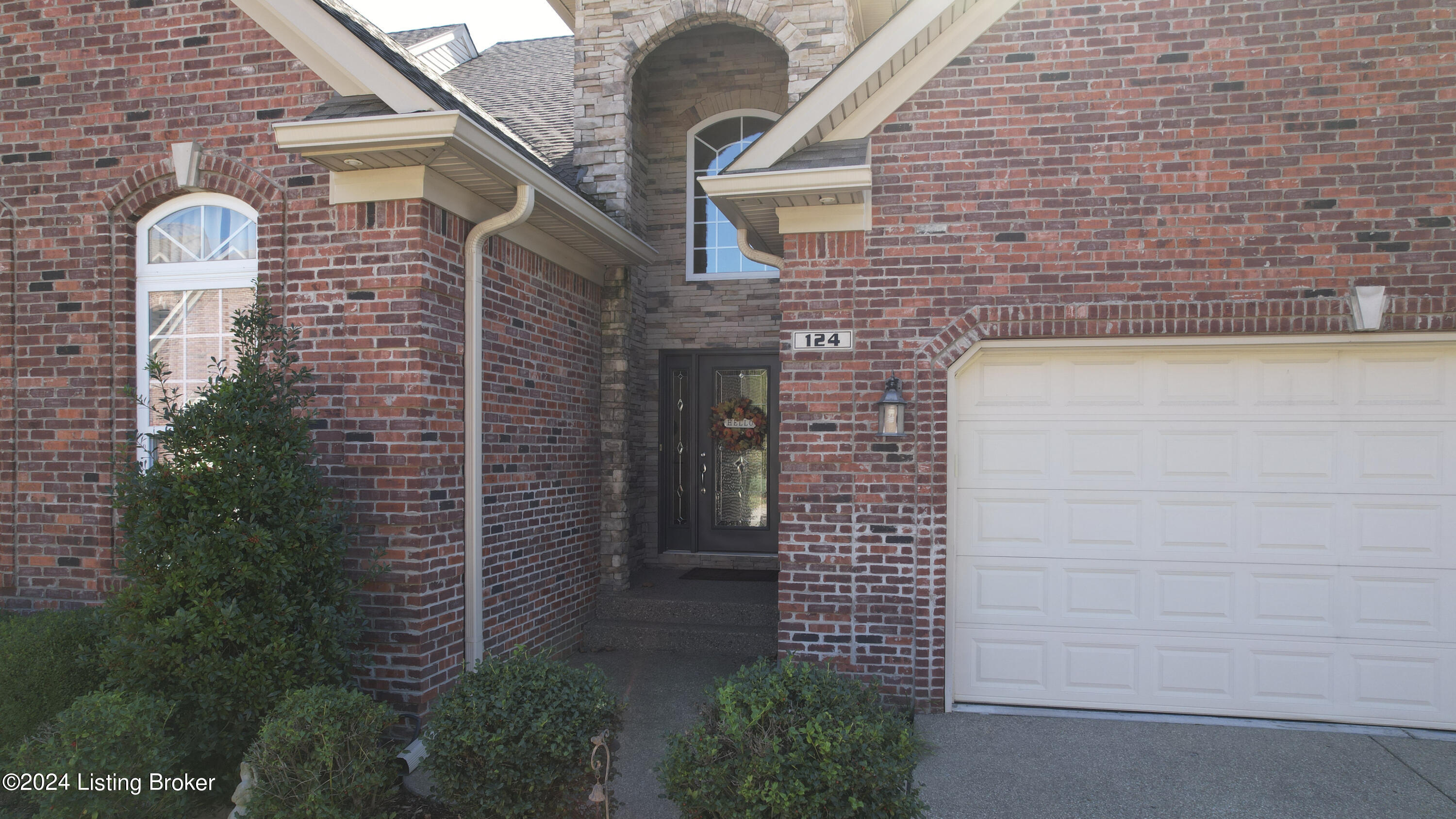 124 Whispering Pines Cir B