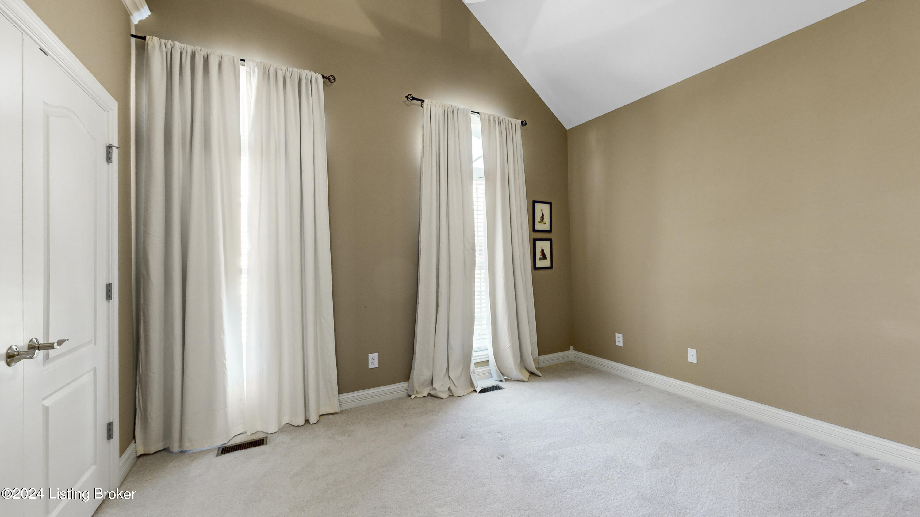 124 Whispering Pines Cir B