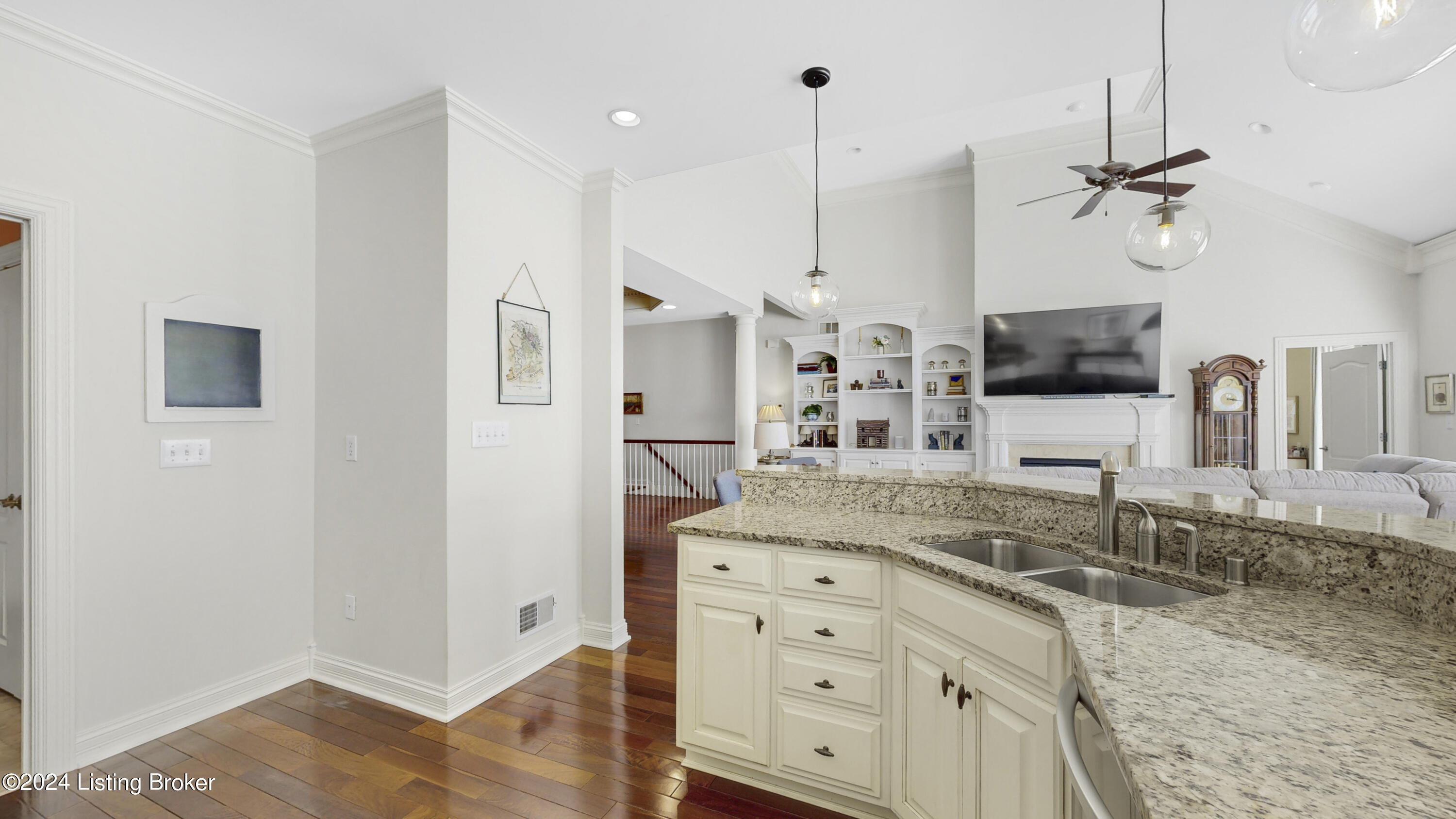 124 Whispering Pines Cir B