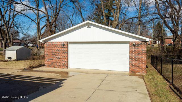 6903 Shareith Dr