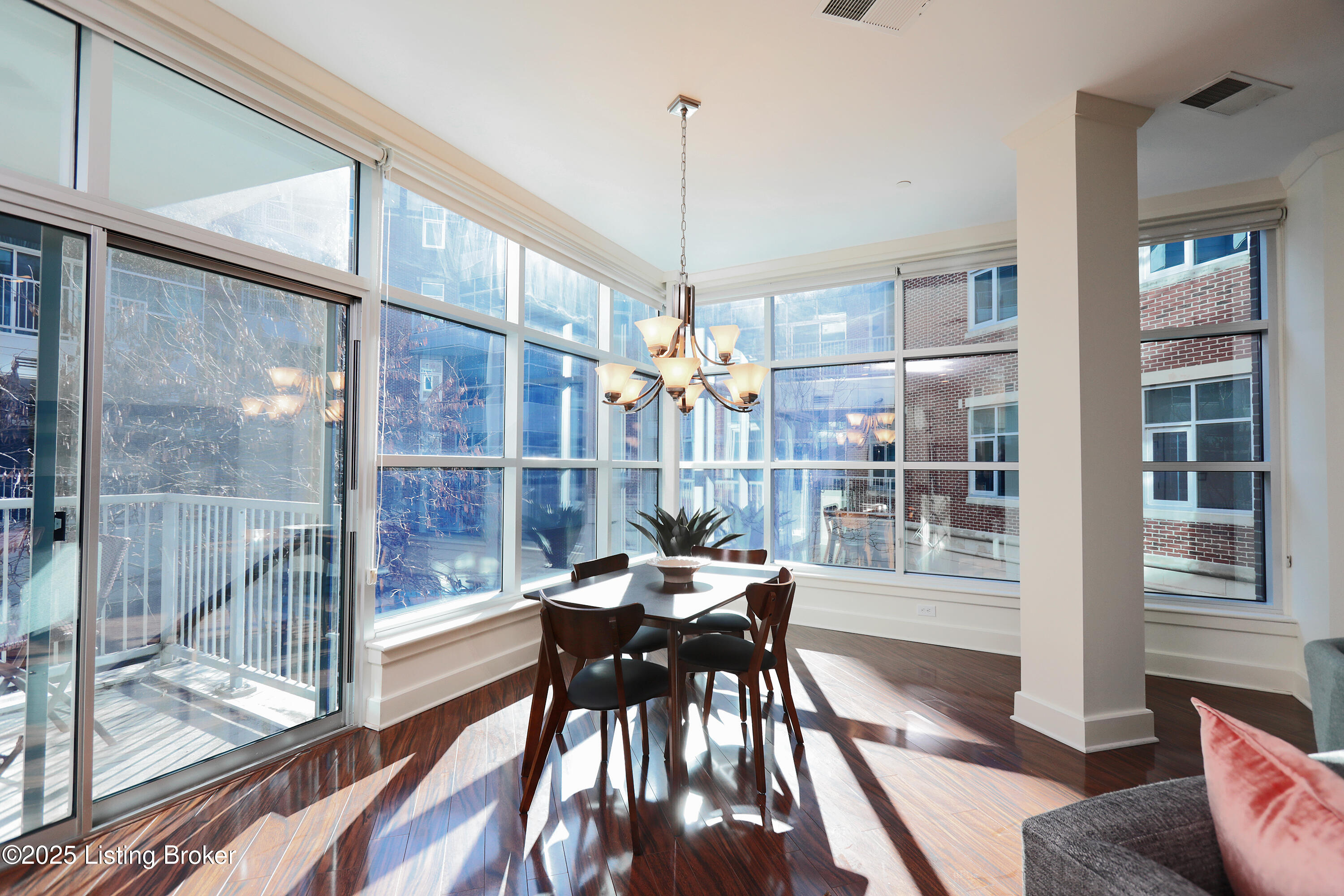 324 E Main St 227