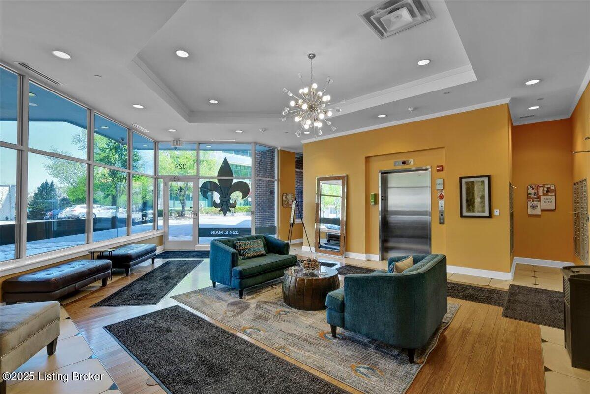 324 E Main St 227