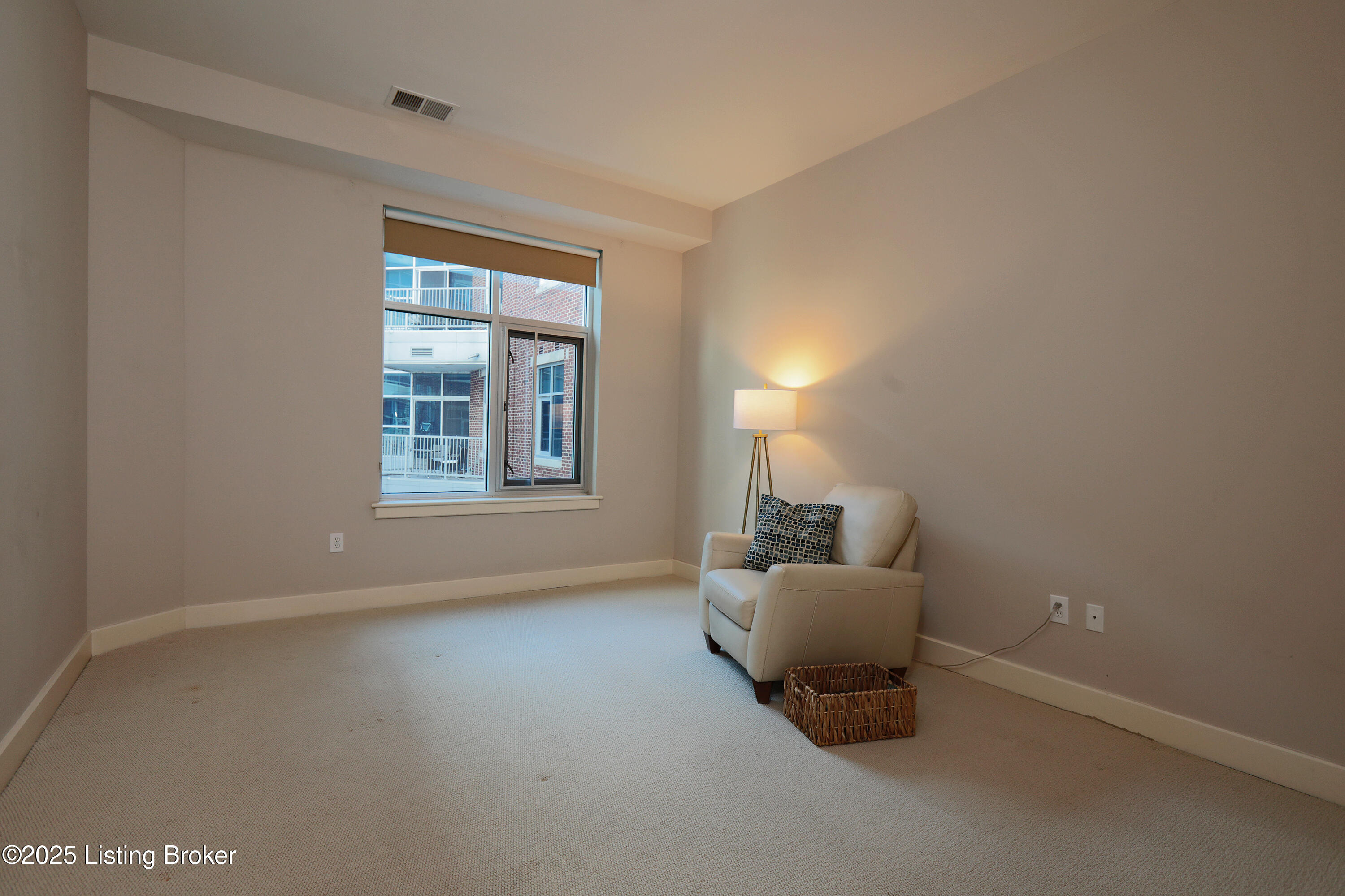 324 E Main St 227