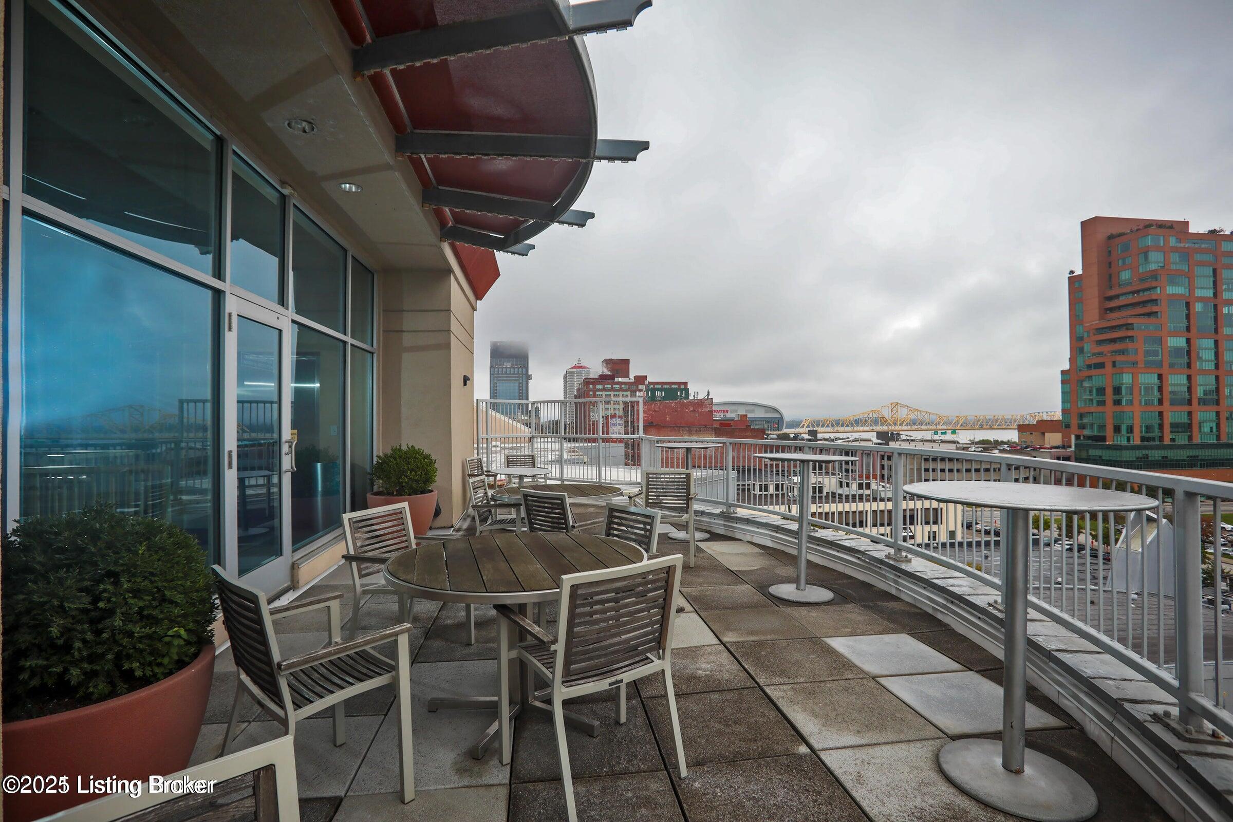 324 E Main St 227