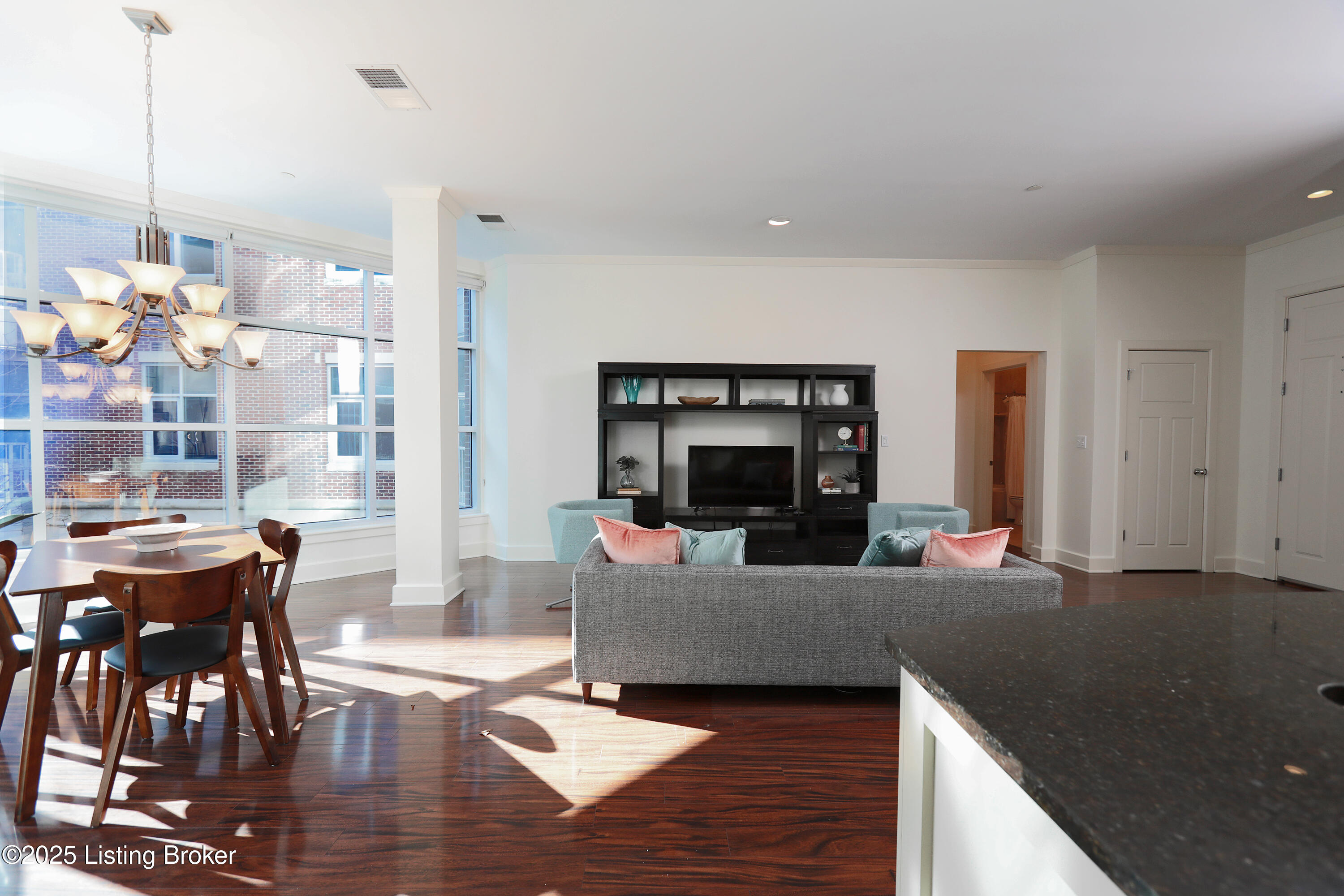 324 E Main St 227