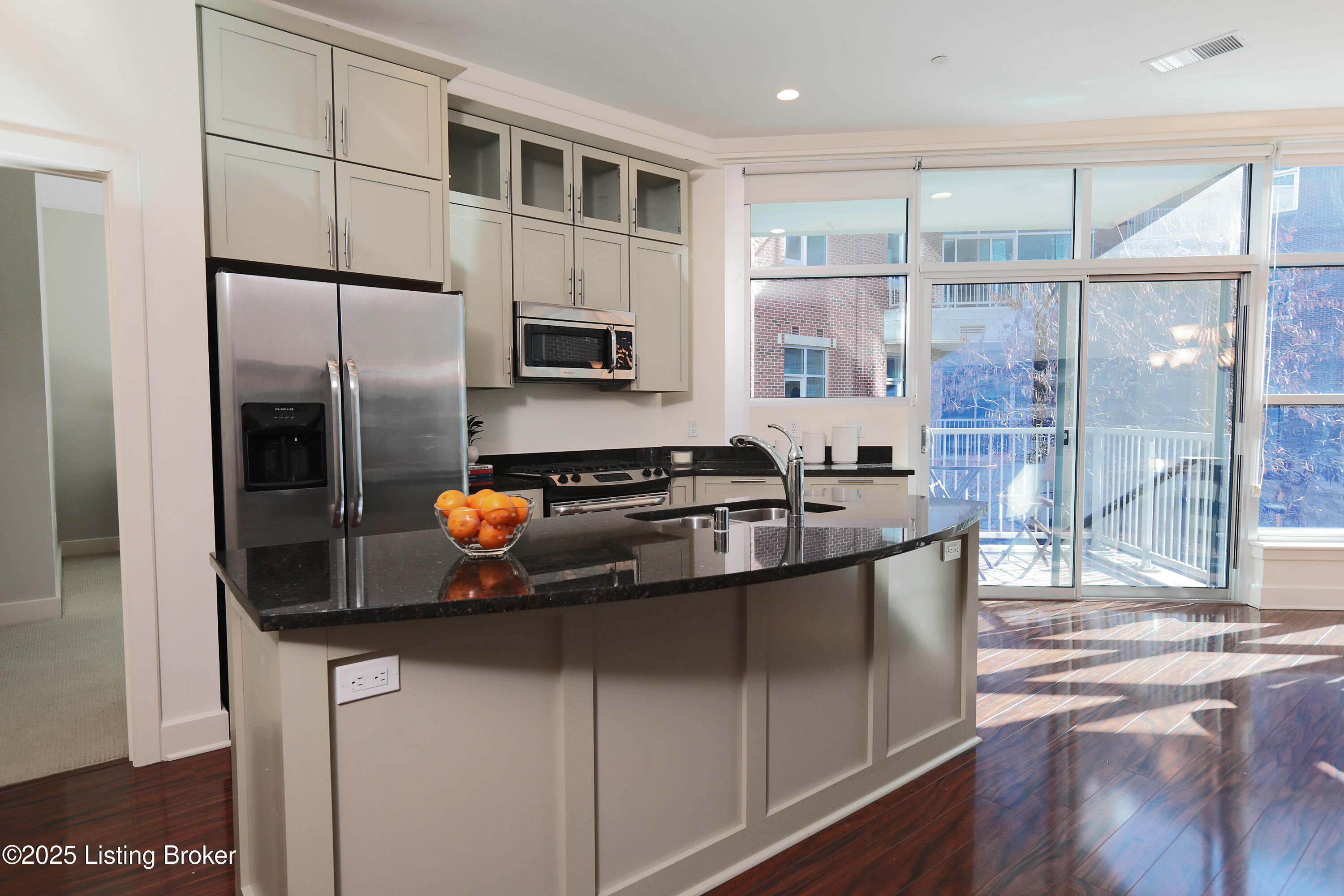 324 E Main St 227