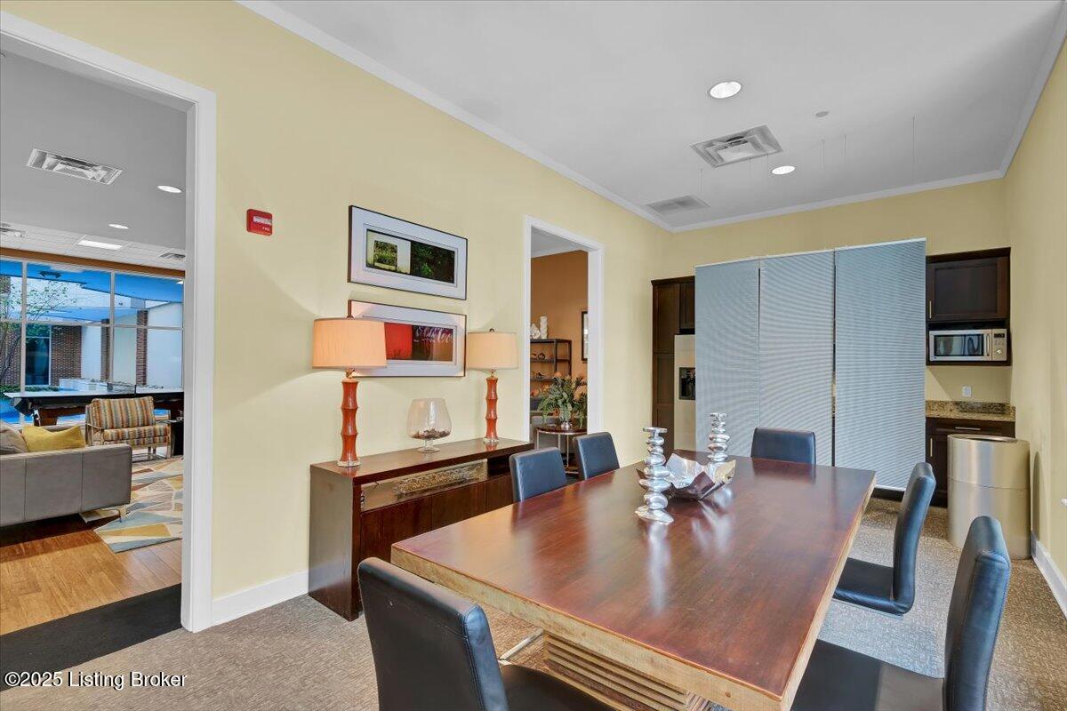 324 E Main St 227