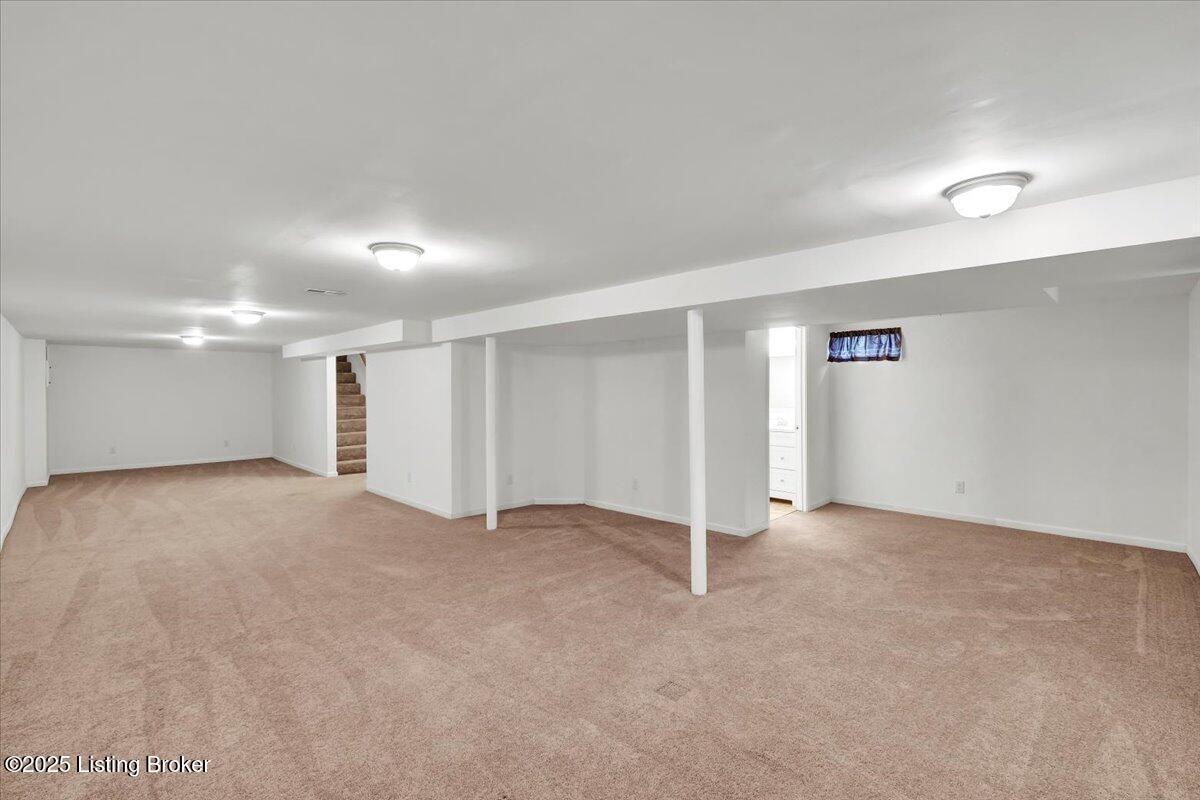 6711 Riverway Dr