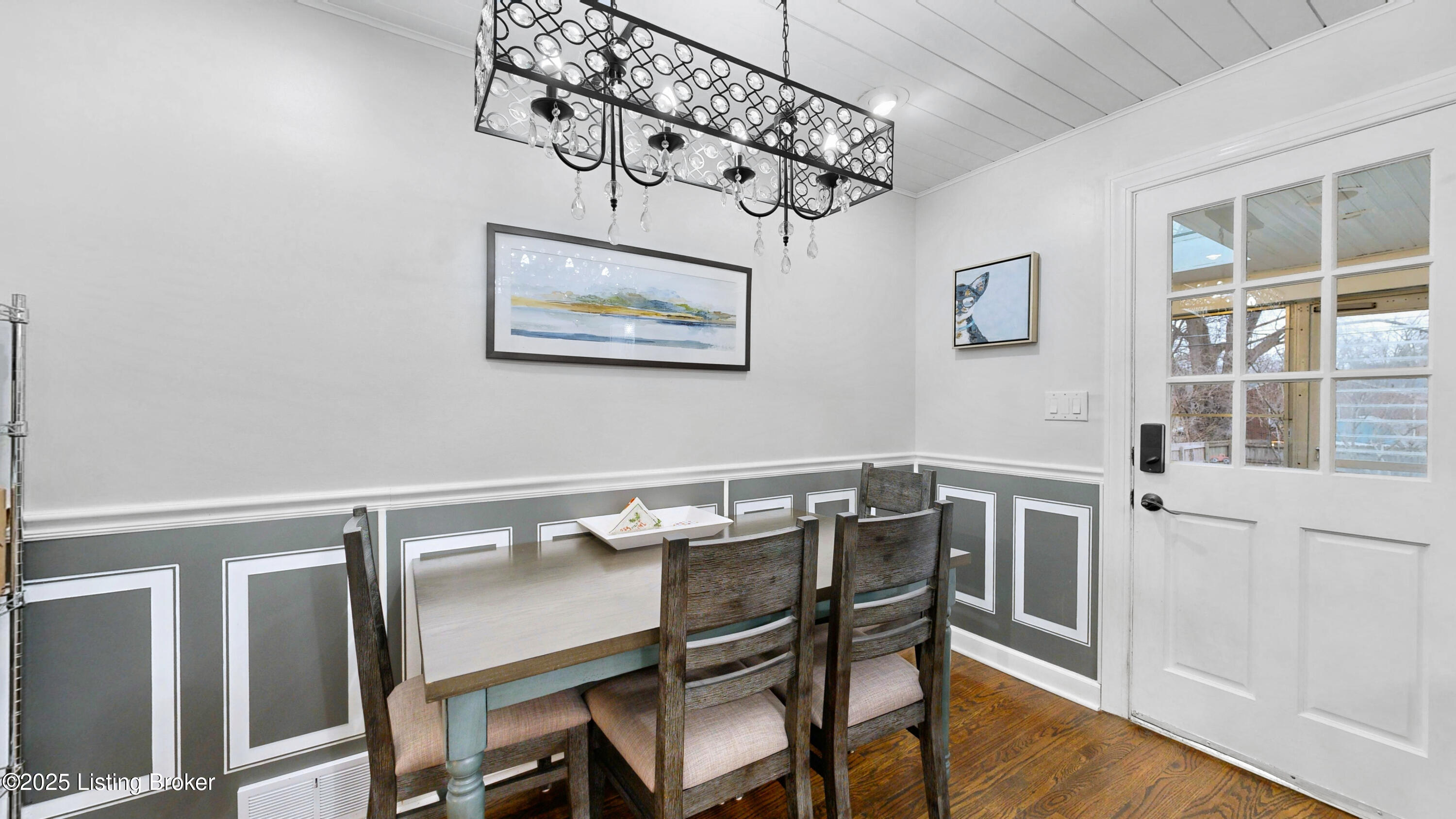 305 Merriman Rd