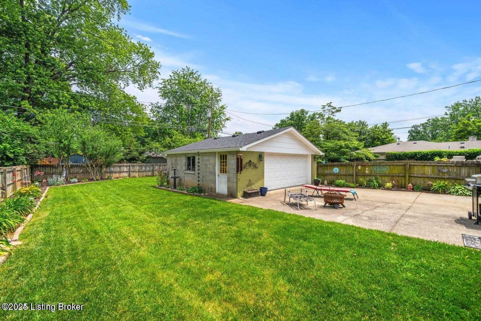 305 Merriman Rd