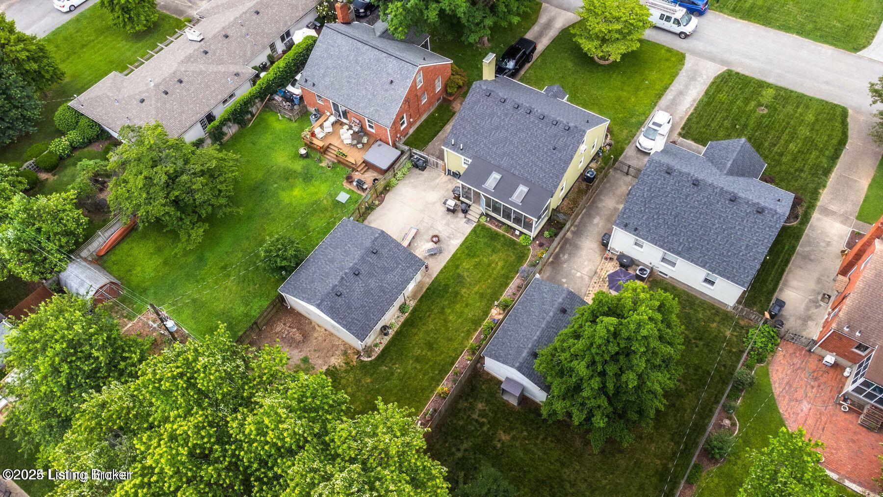 305 Merriman Rd