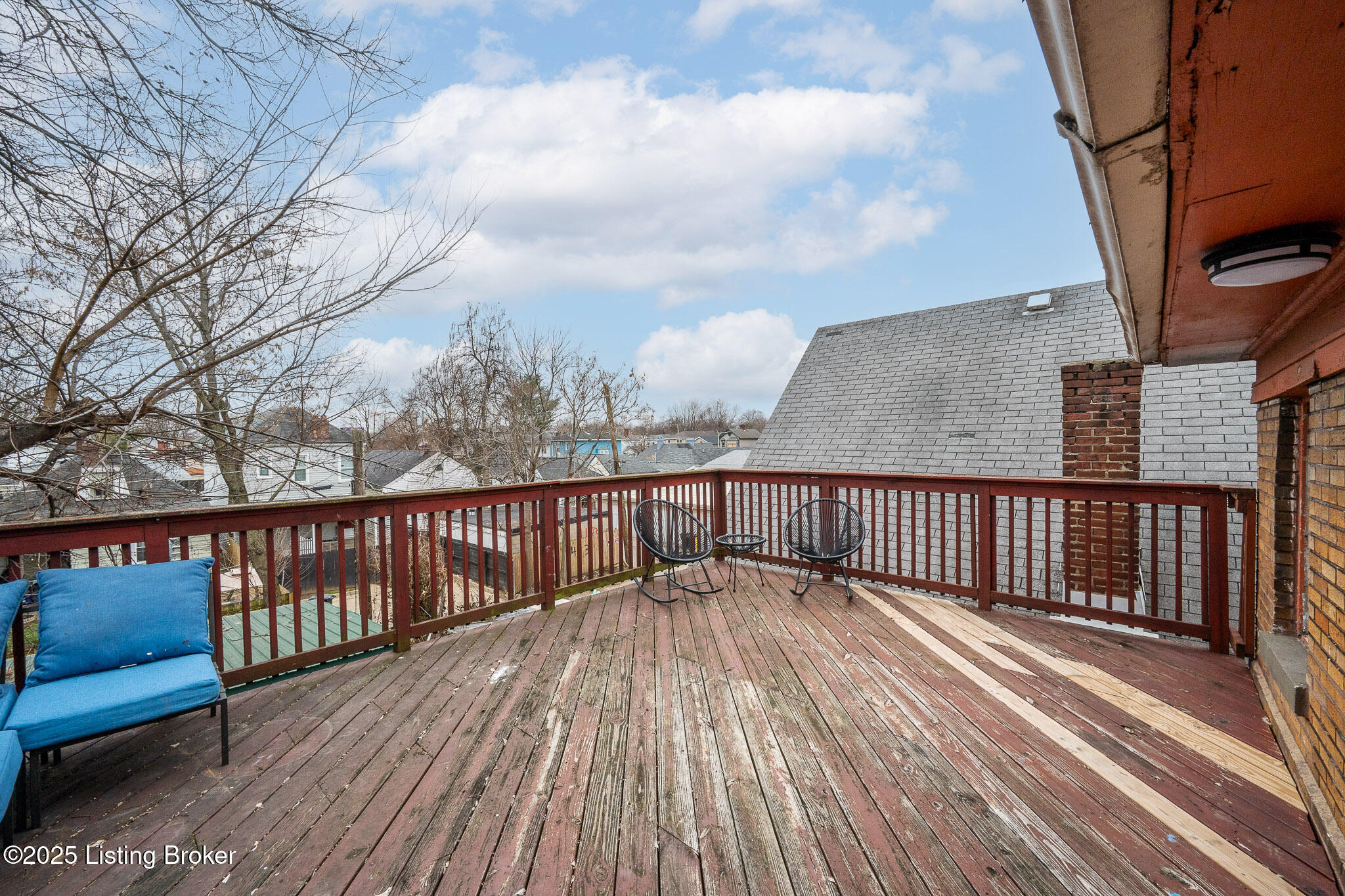 420 E Oak St