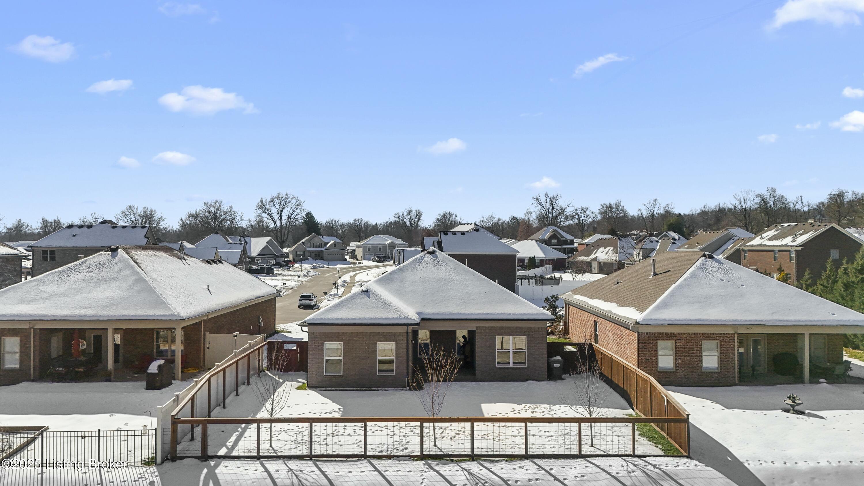 1431 Parkridge Pkwy