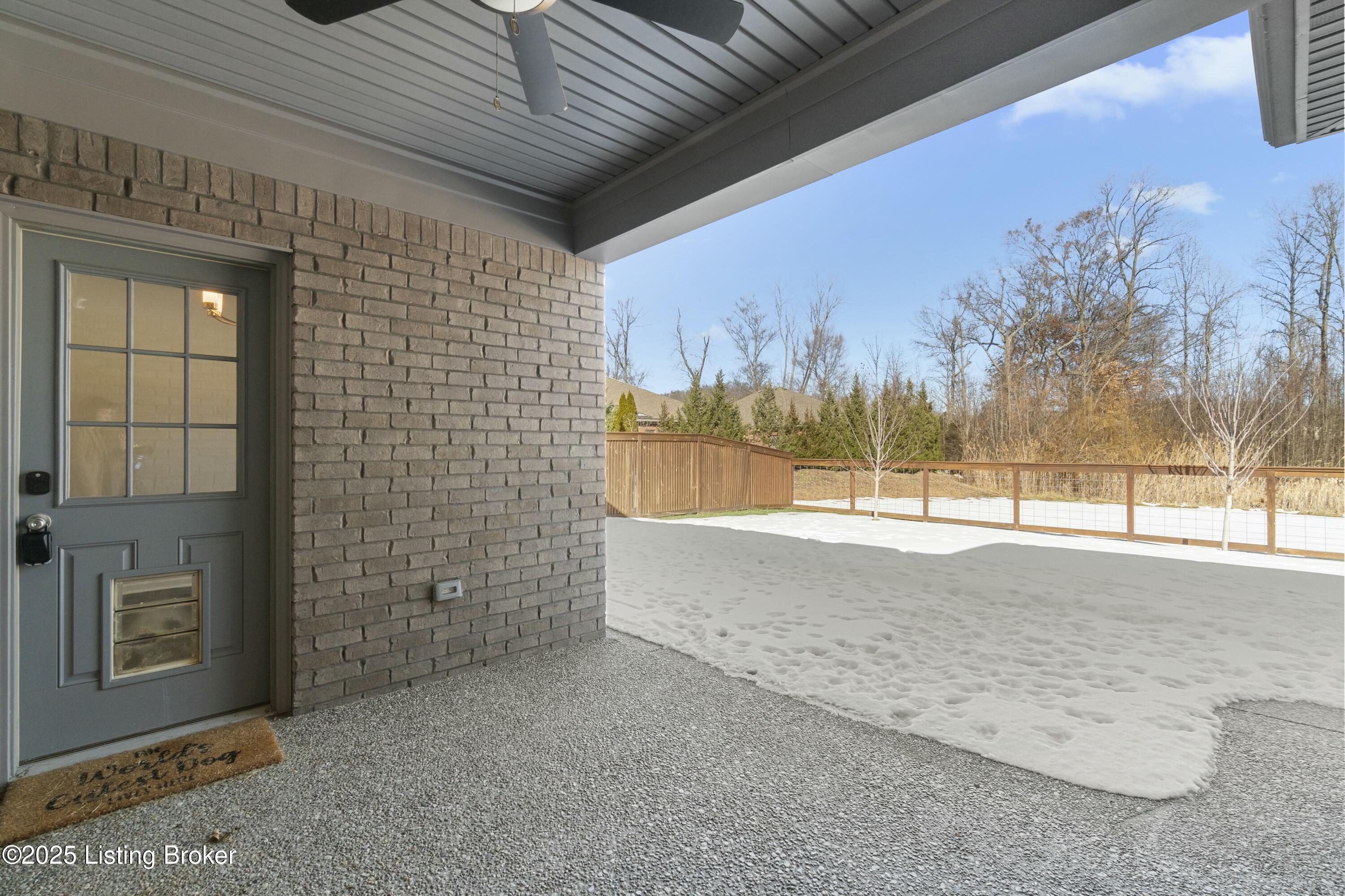 1431 Parkridge Pkwy