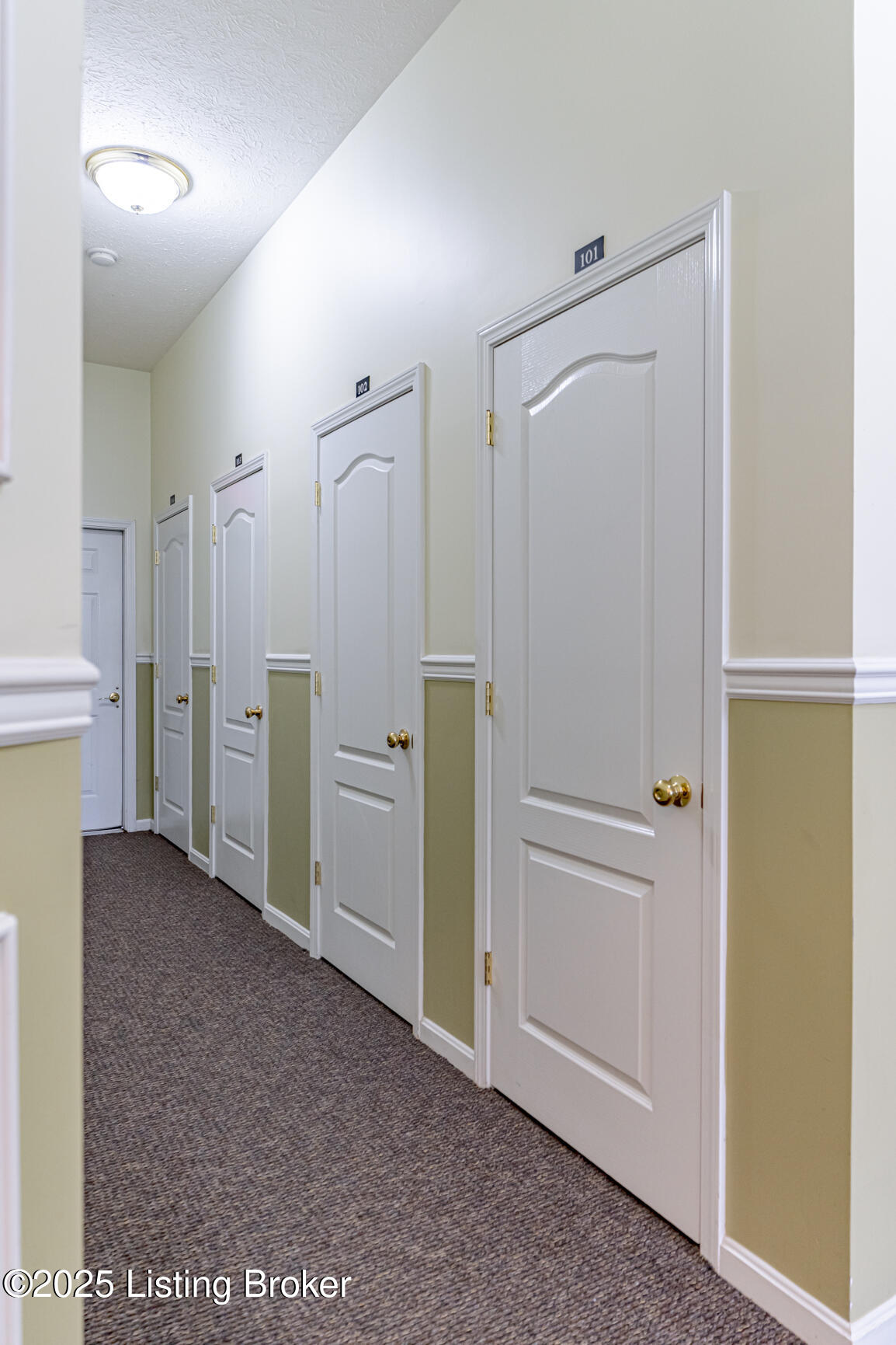 9502 Magnolia Ridge Dr UNIT 102
