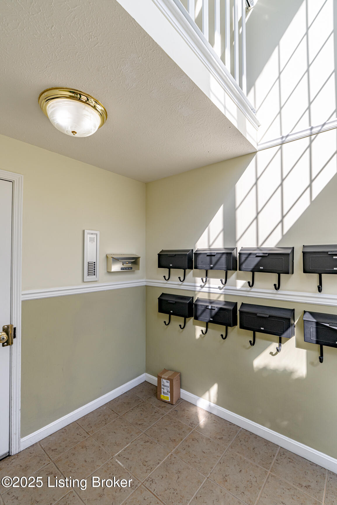 9502 Magnolia Ridge Dr UNIT 102