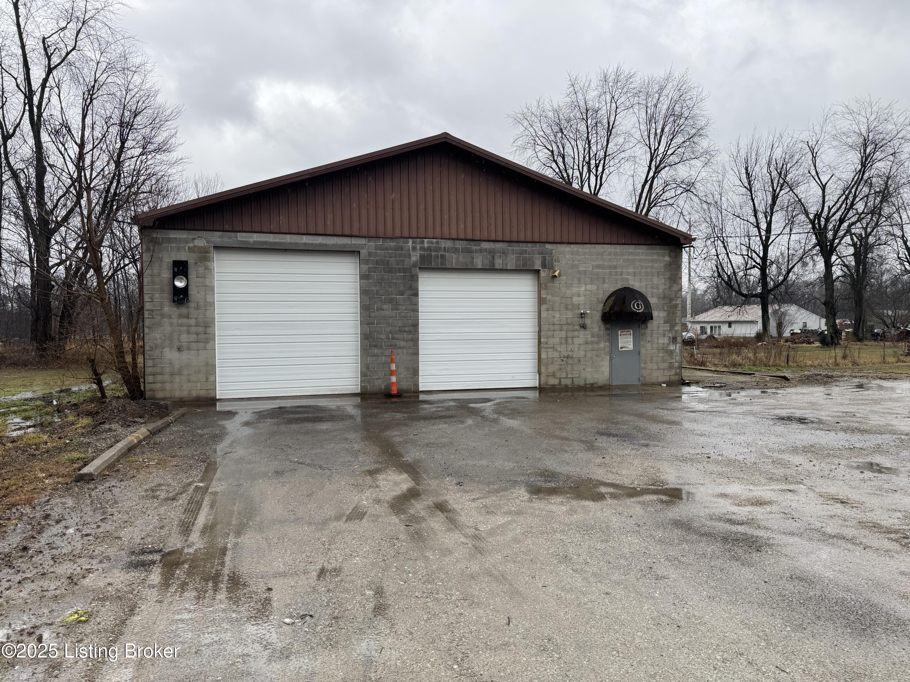10803 Blue Lick Rd
