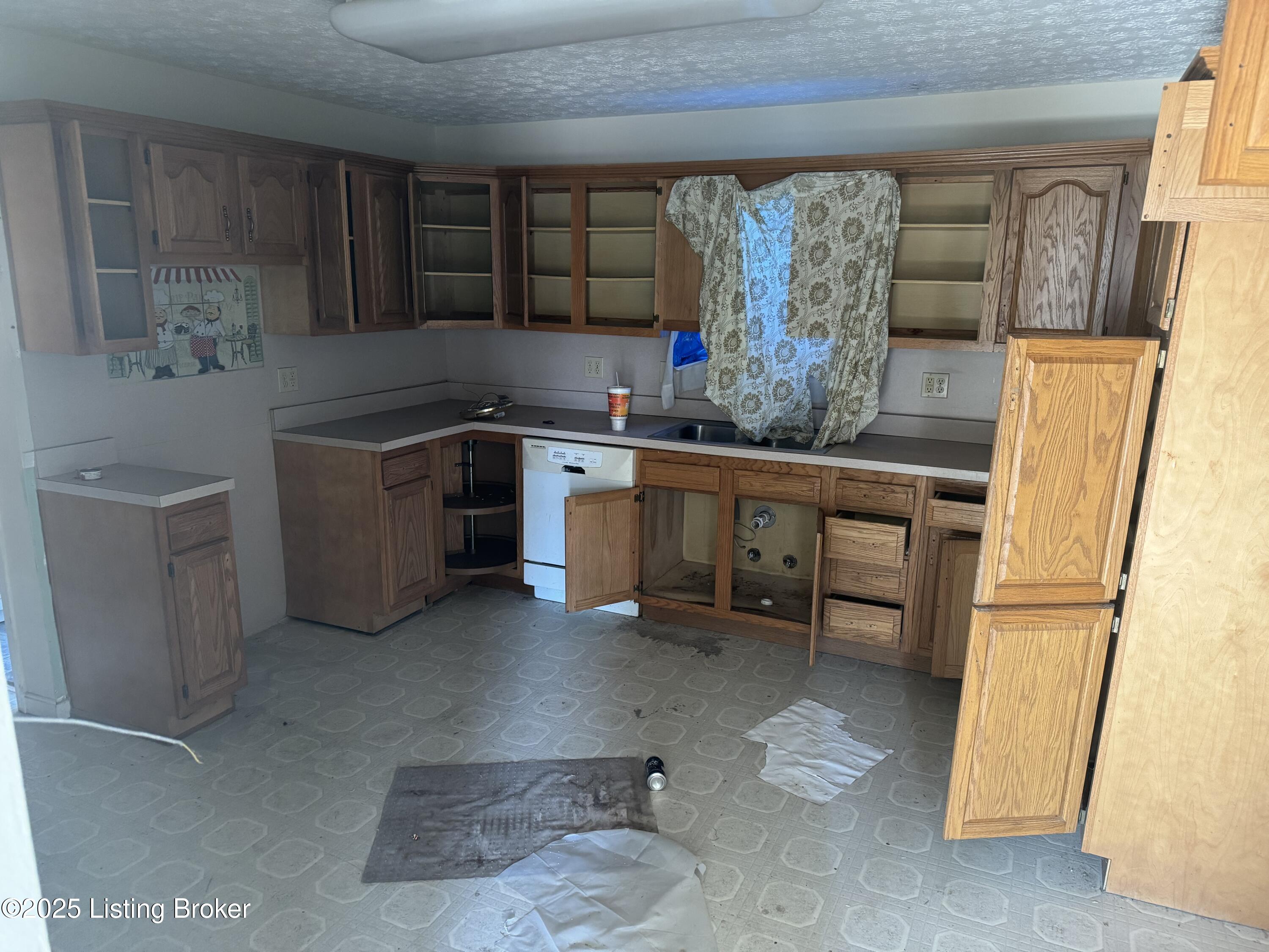 10805 Blue Lick Rd