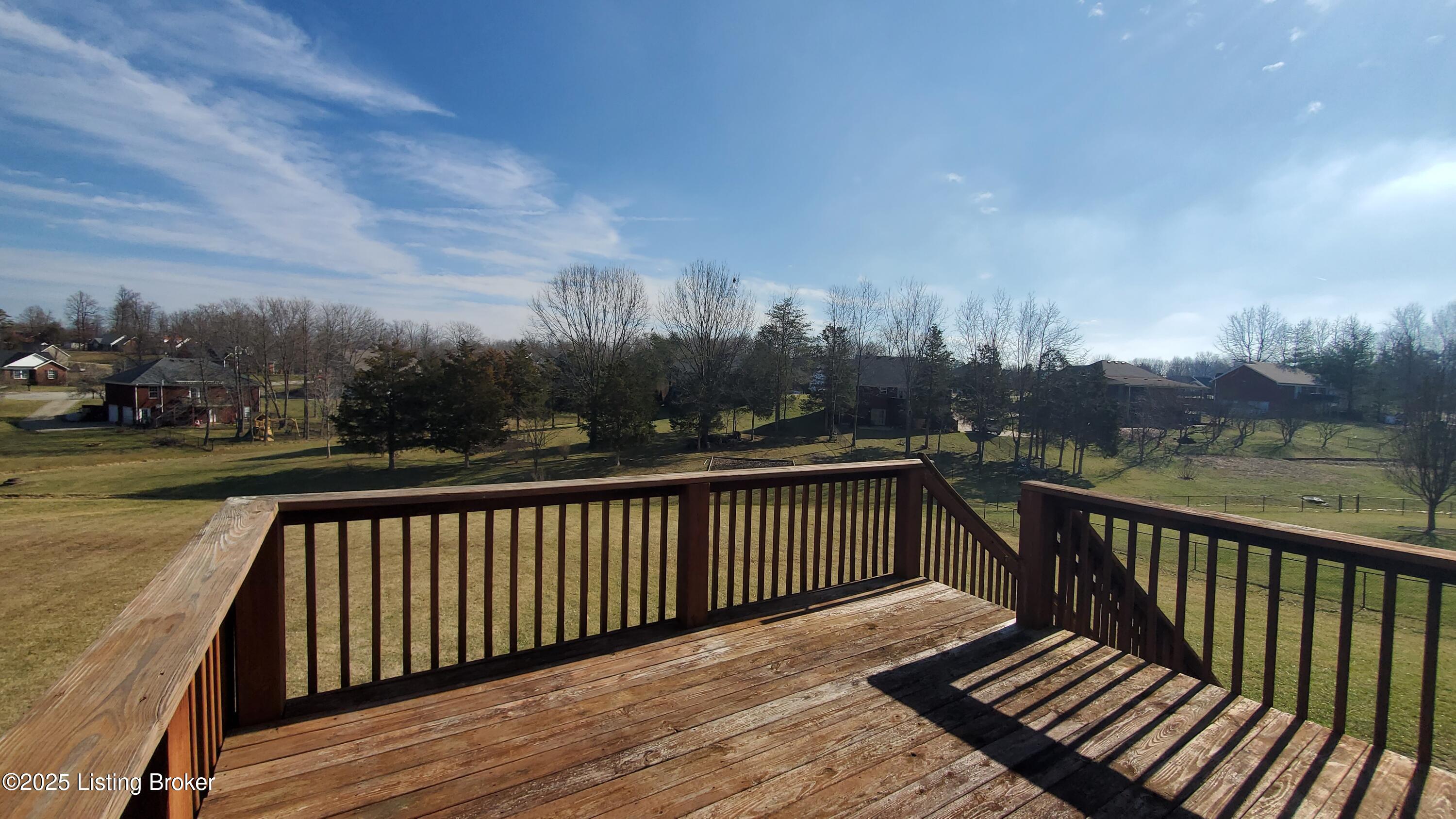 106 Lexington Ct