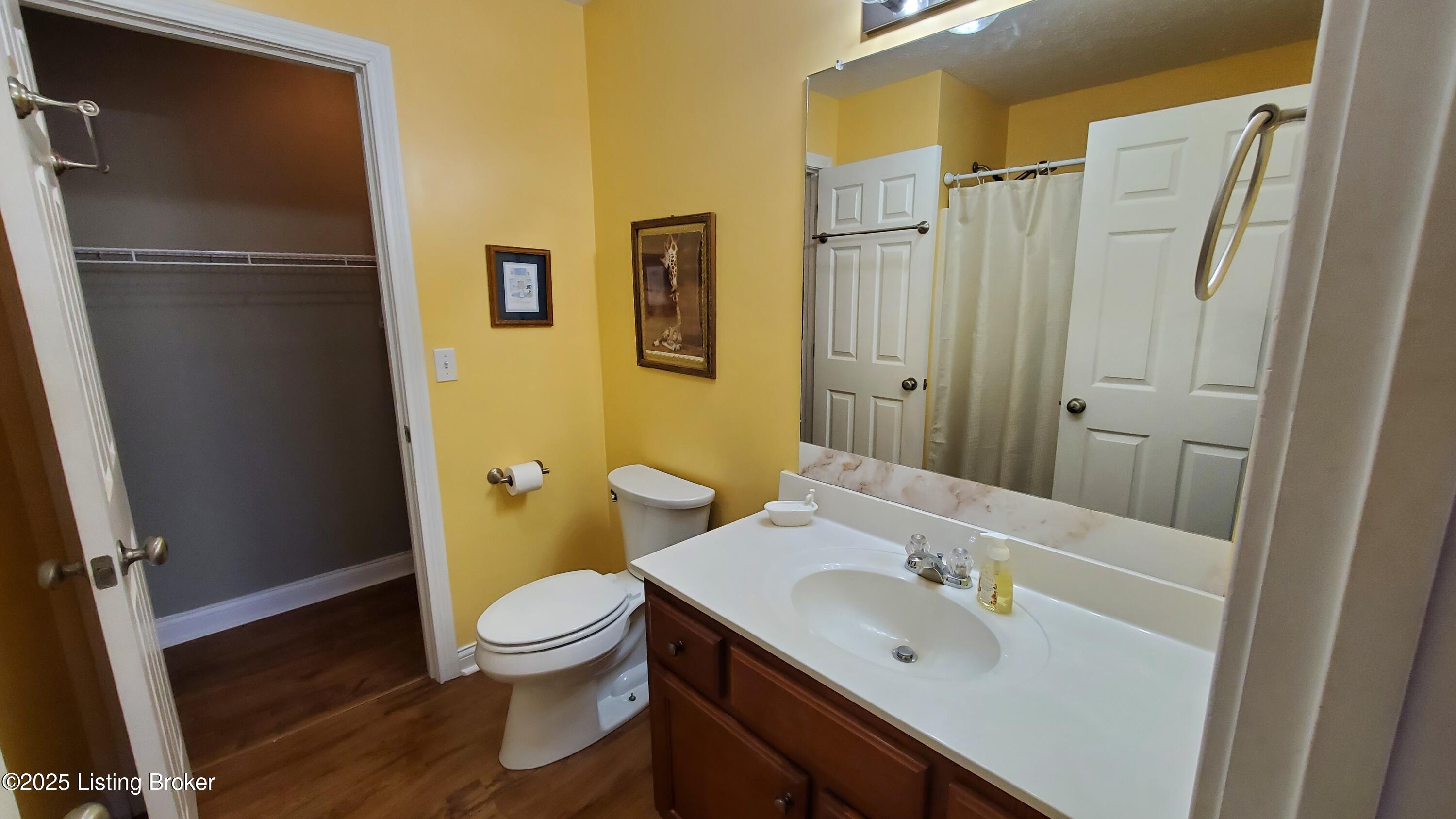 106 Lexington Ct