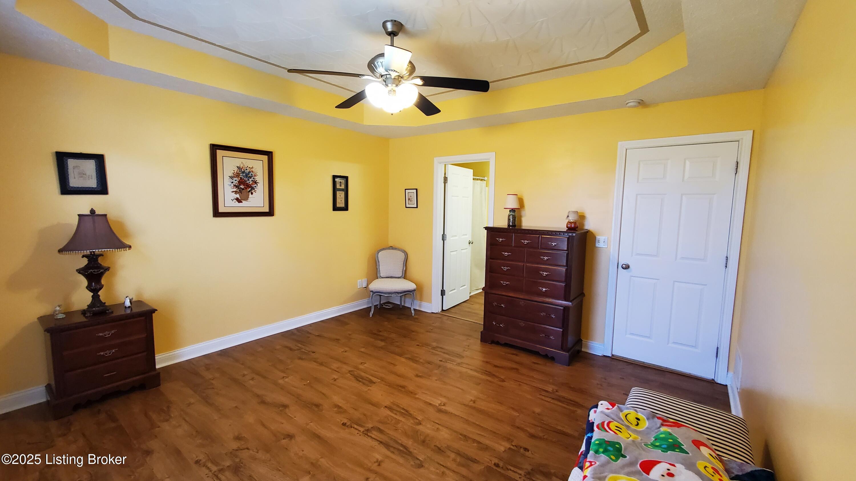 106 Lexington Ct