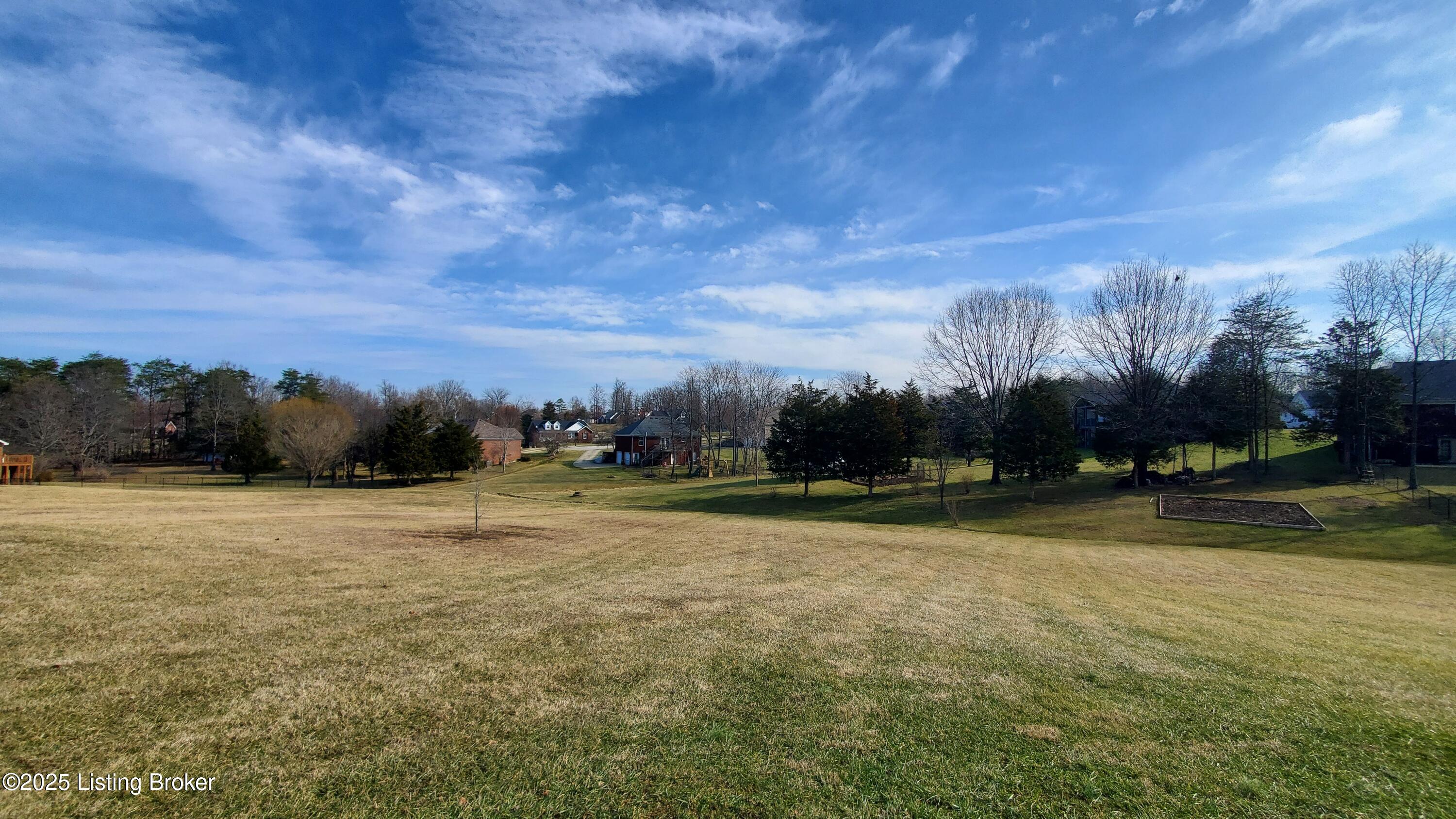 106 Lexington Ct