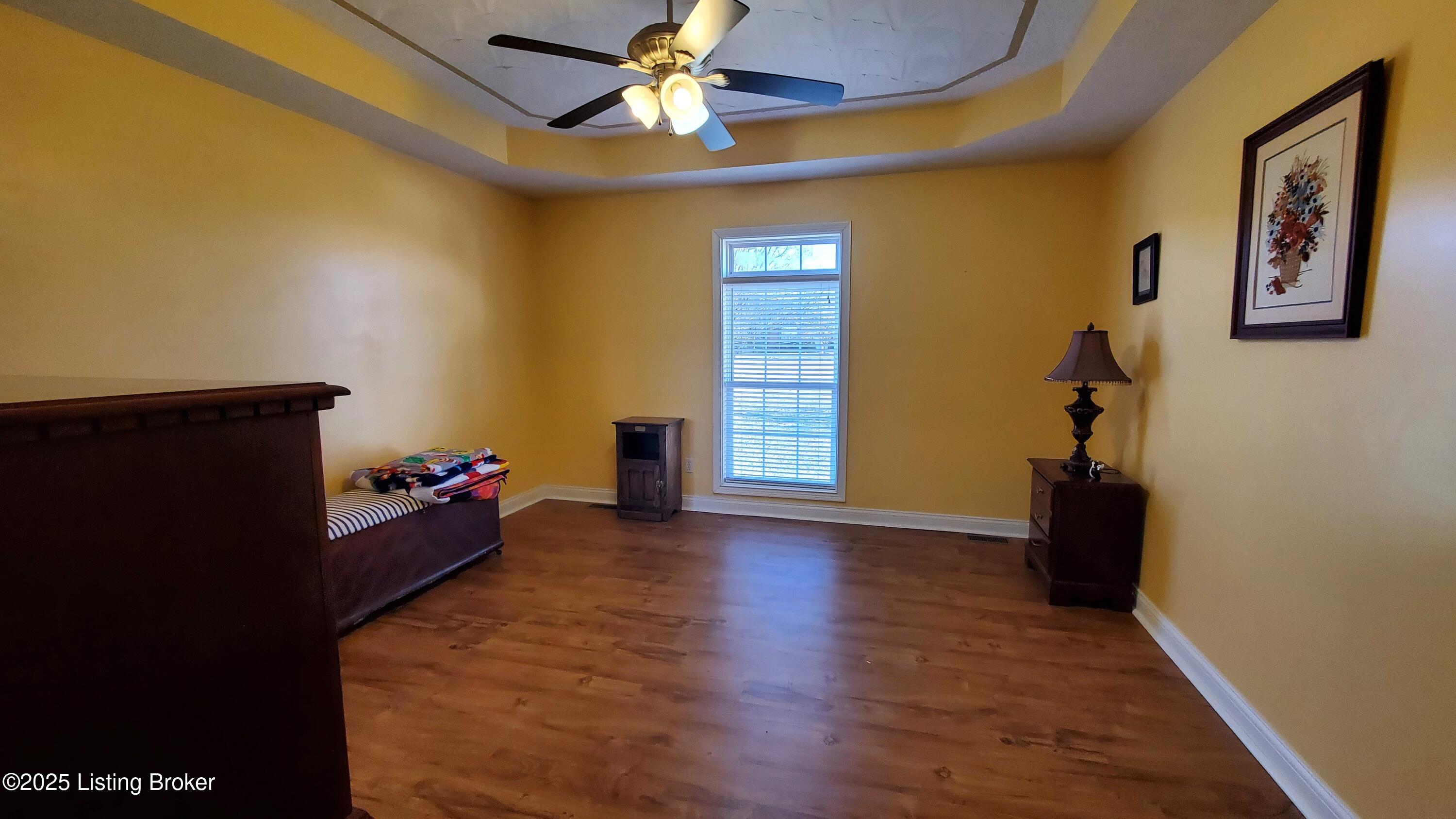 106 Lexington Ct