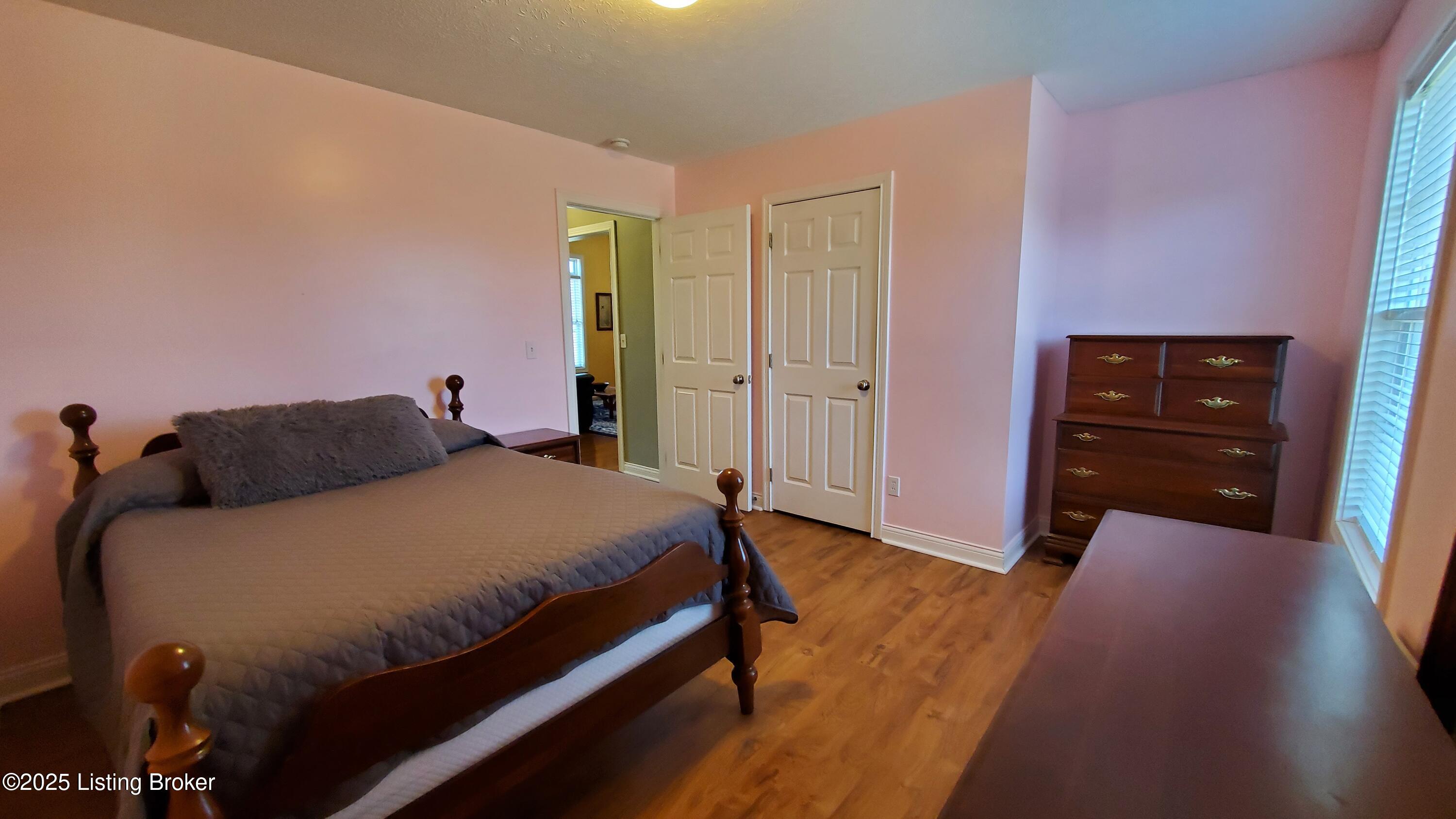 106 Lexington Ct