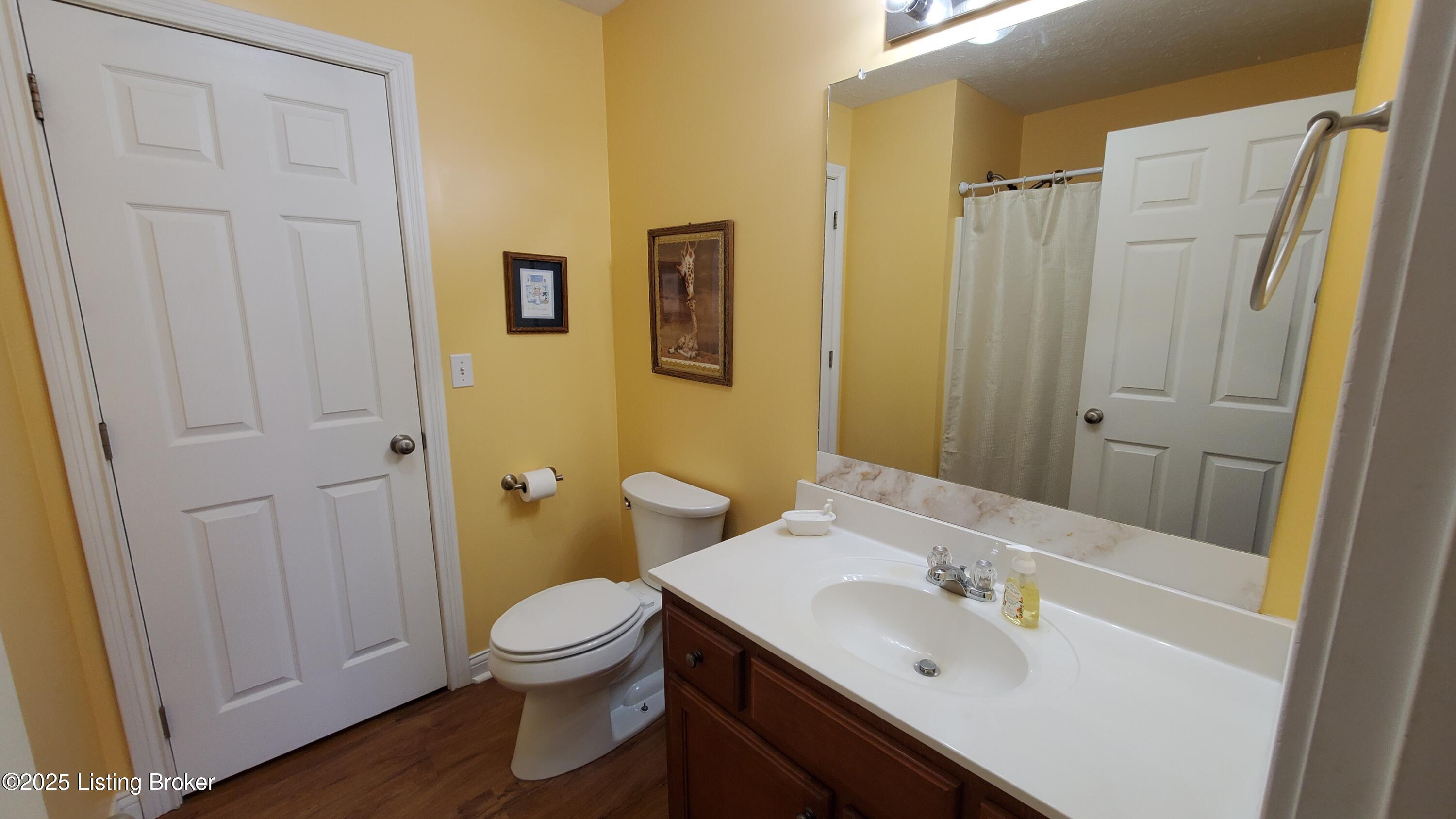 106 Lexington Ct