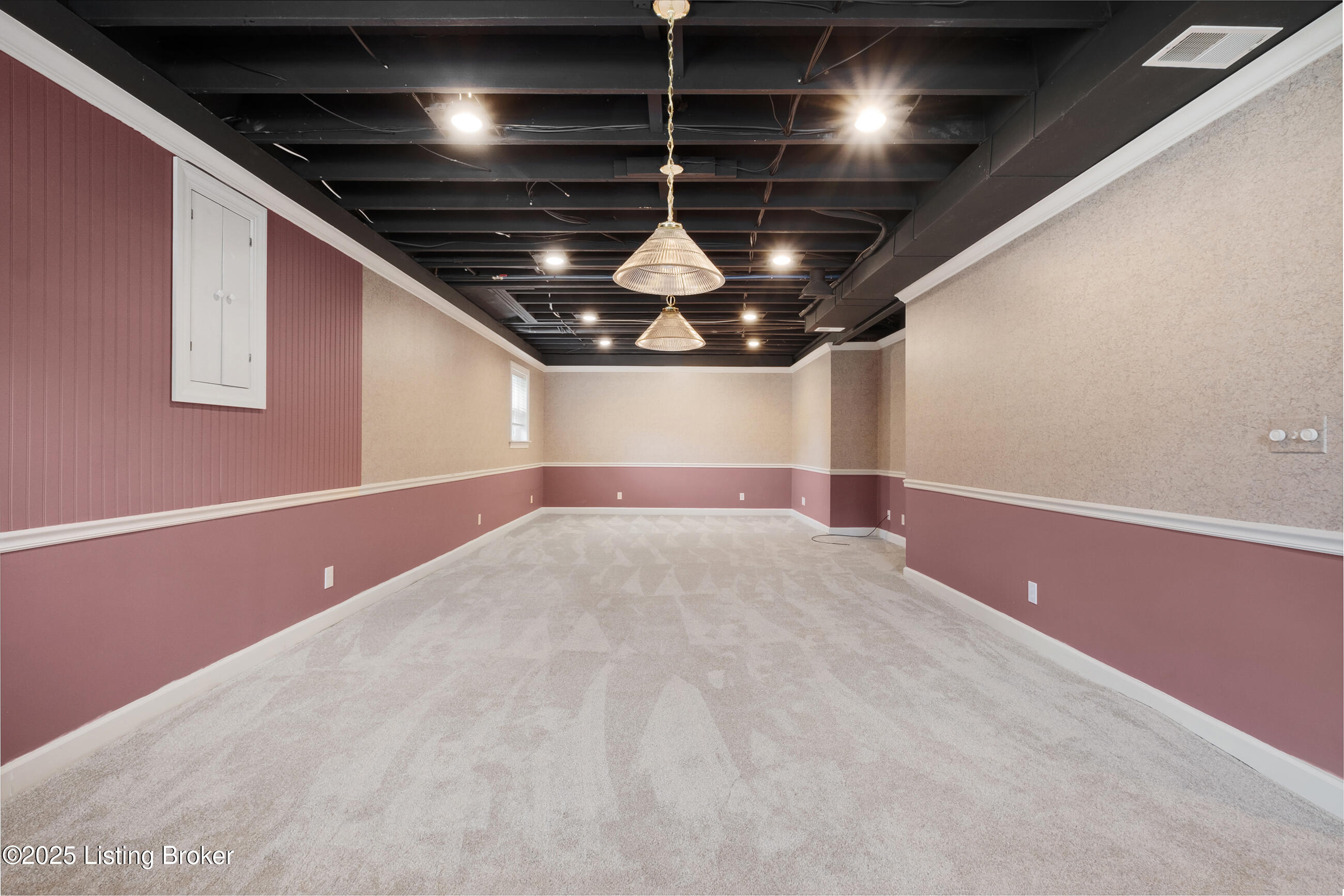 7709 Nevia Way