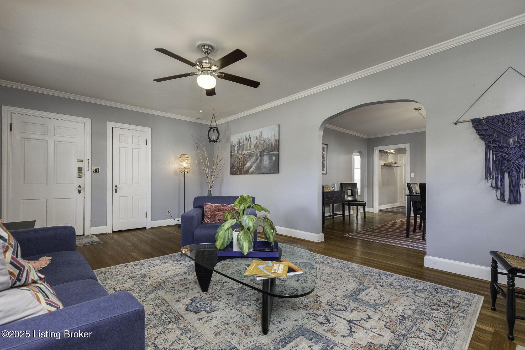 2504 Broadmeade Rd
