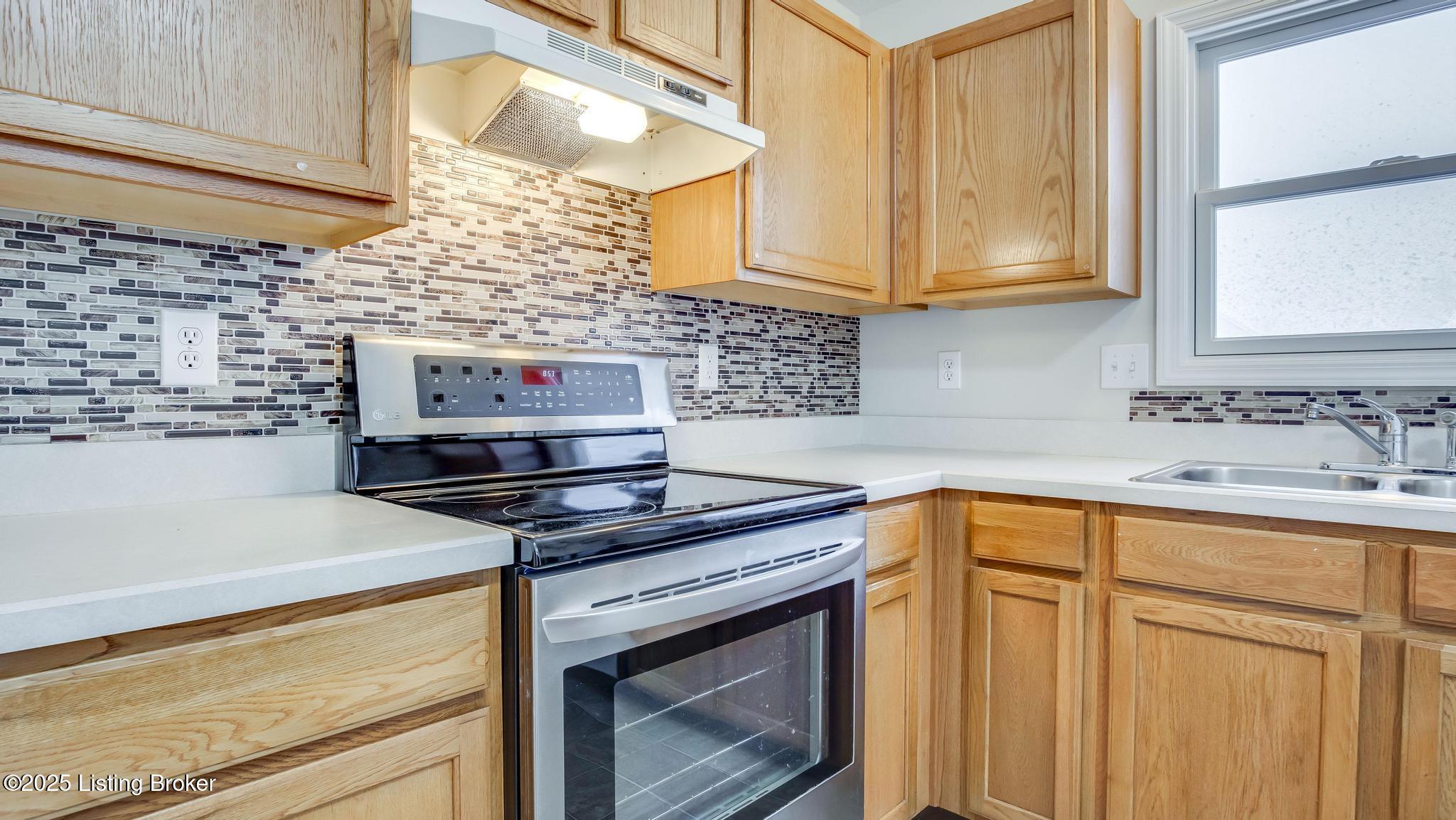 10315 Arbor Oak Dr