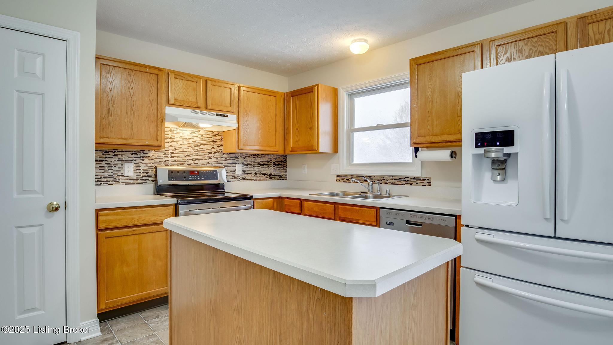 10315 Arbor Oak Dr
