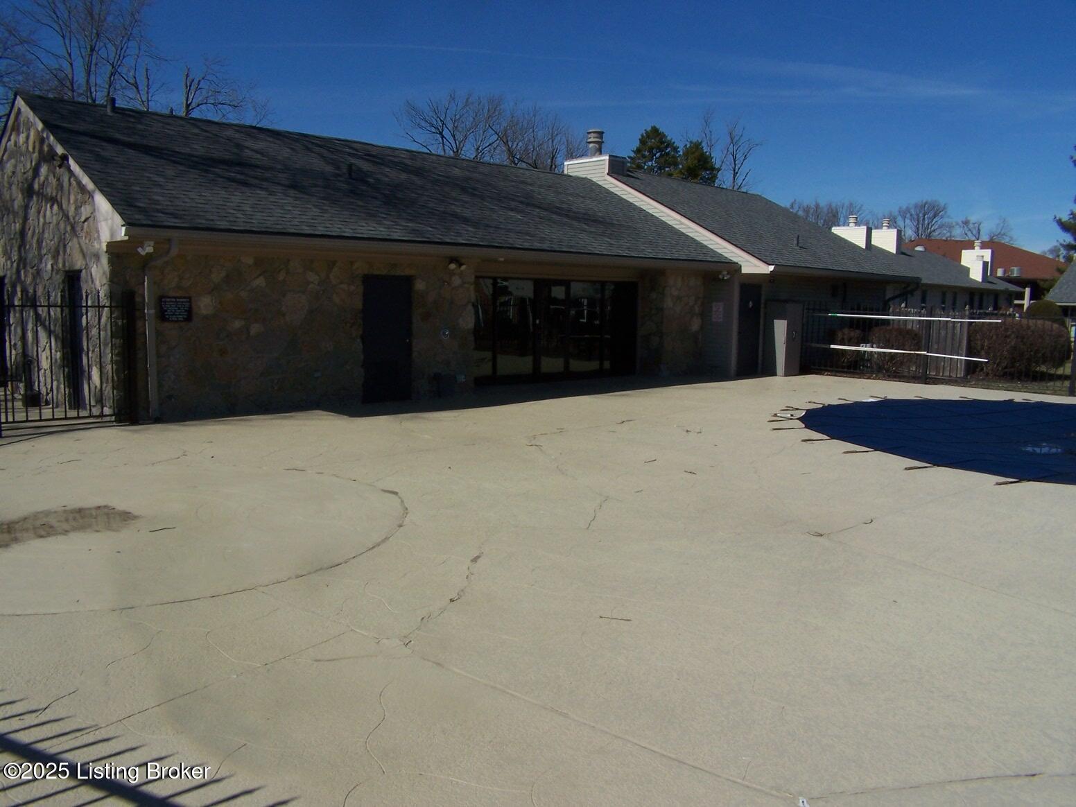113 Sycamore Dr