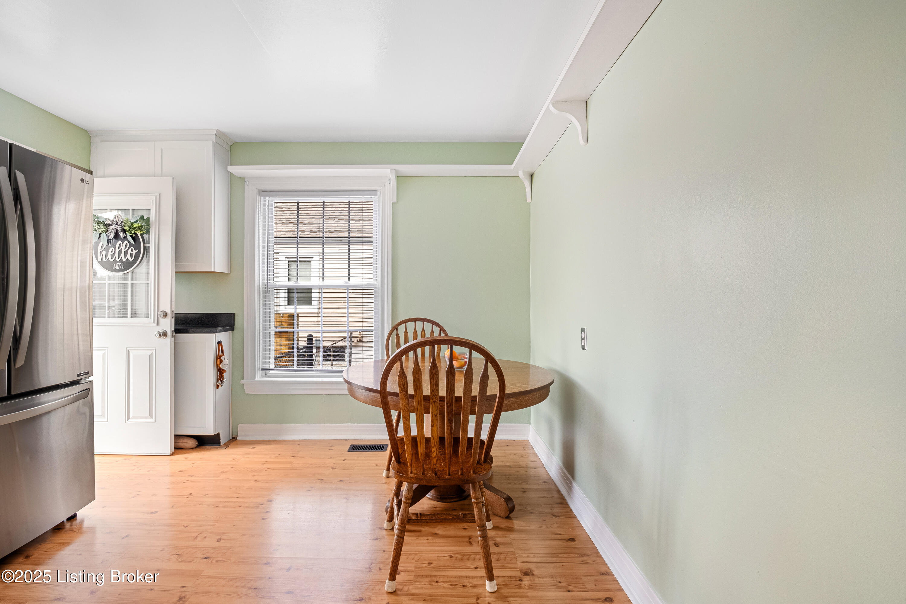 2586 Greenup Rd