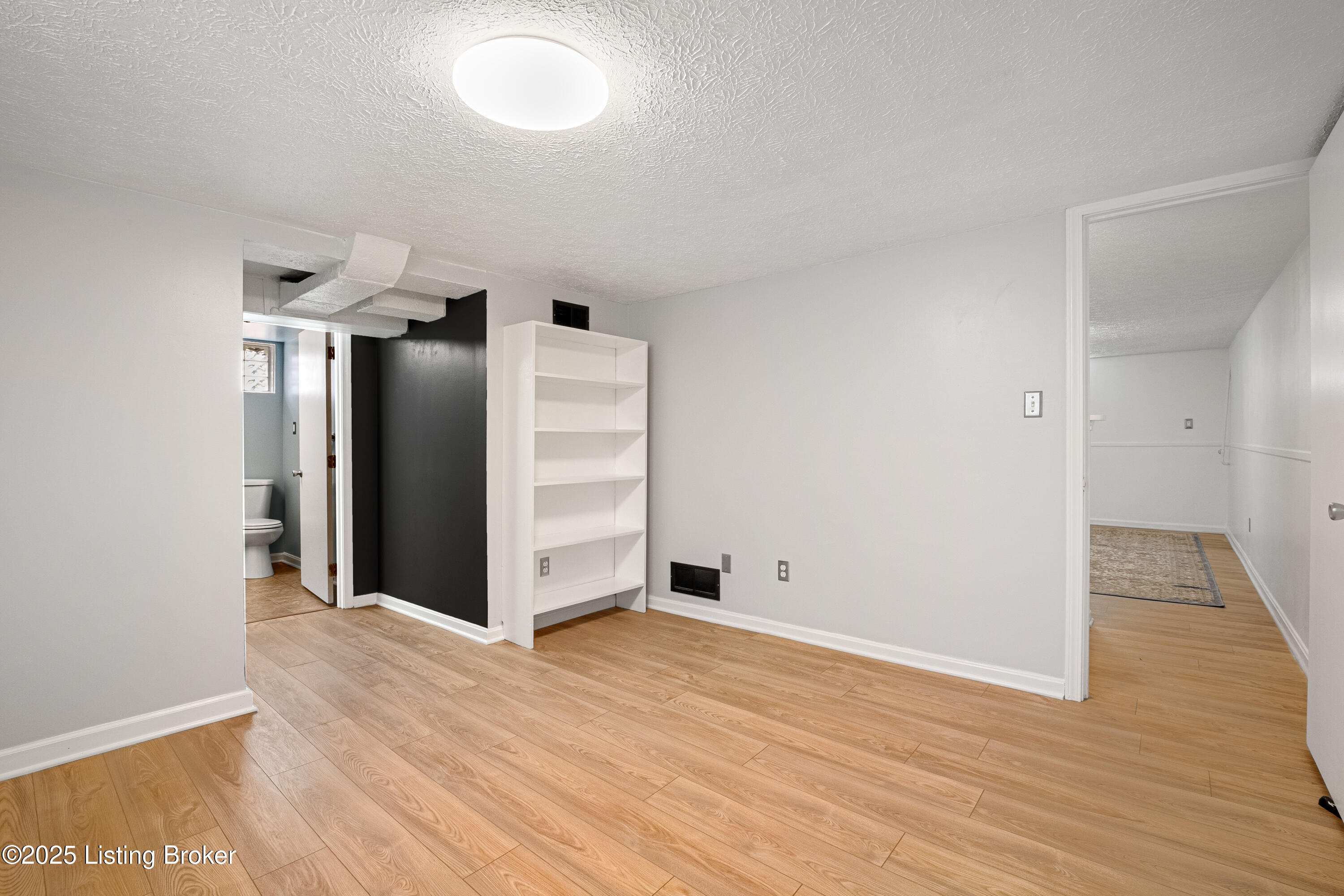 2586 Greenup Rd
