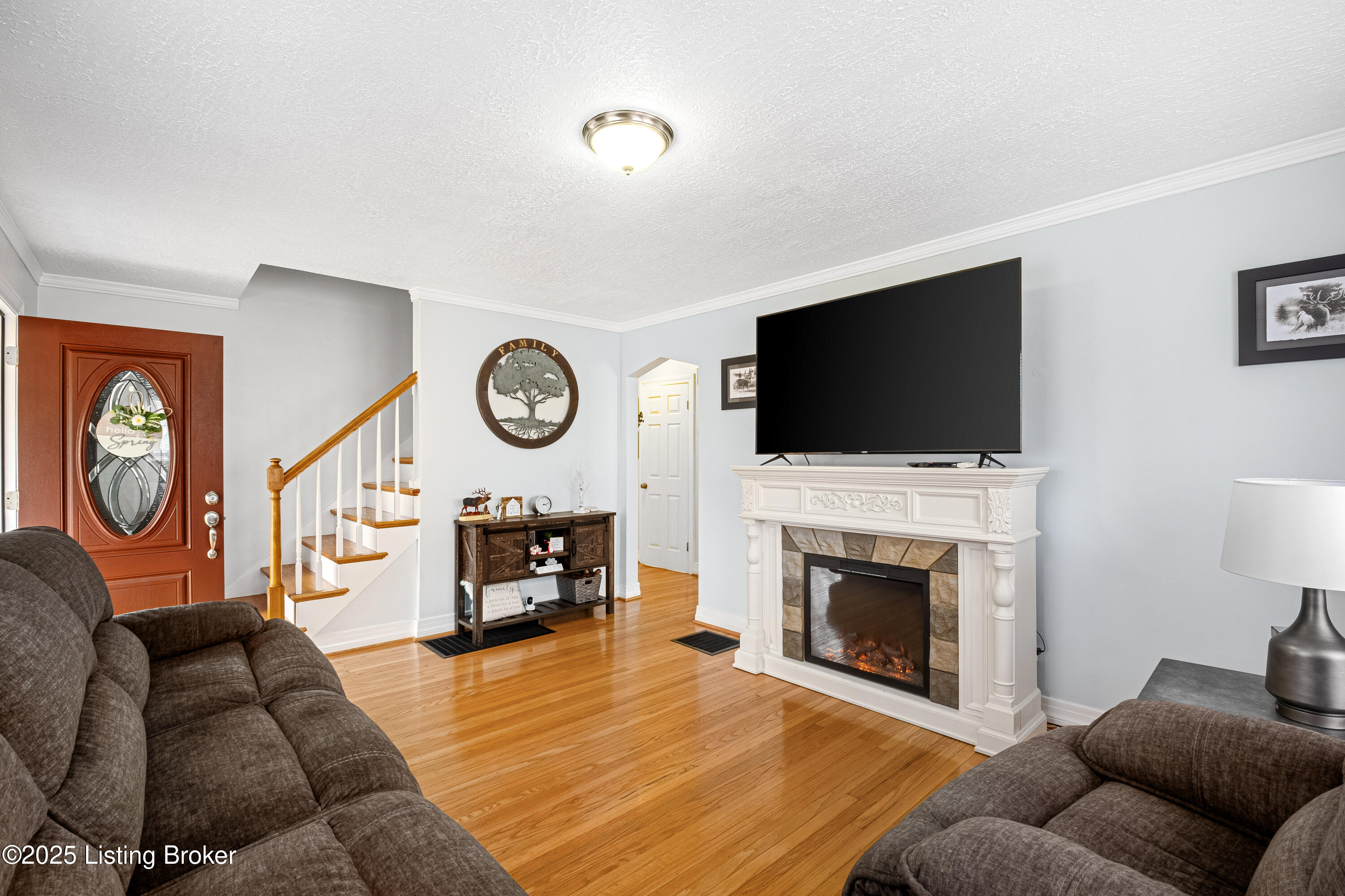 2586 Greenup Rd
