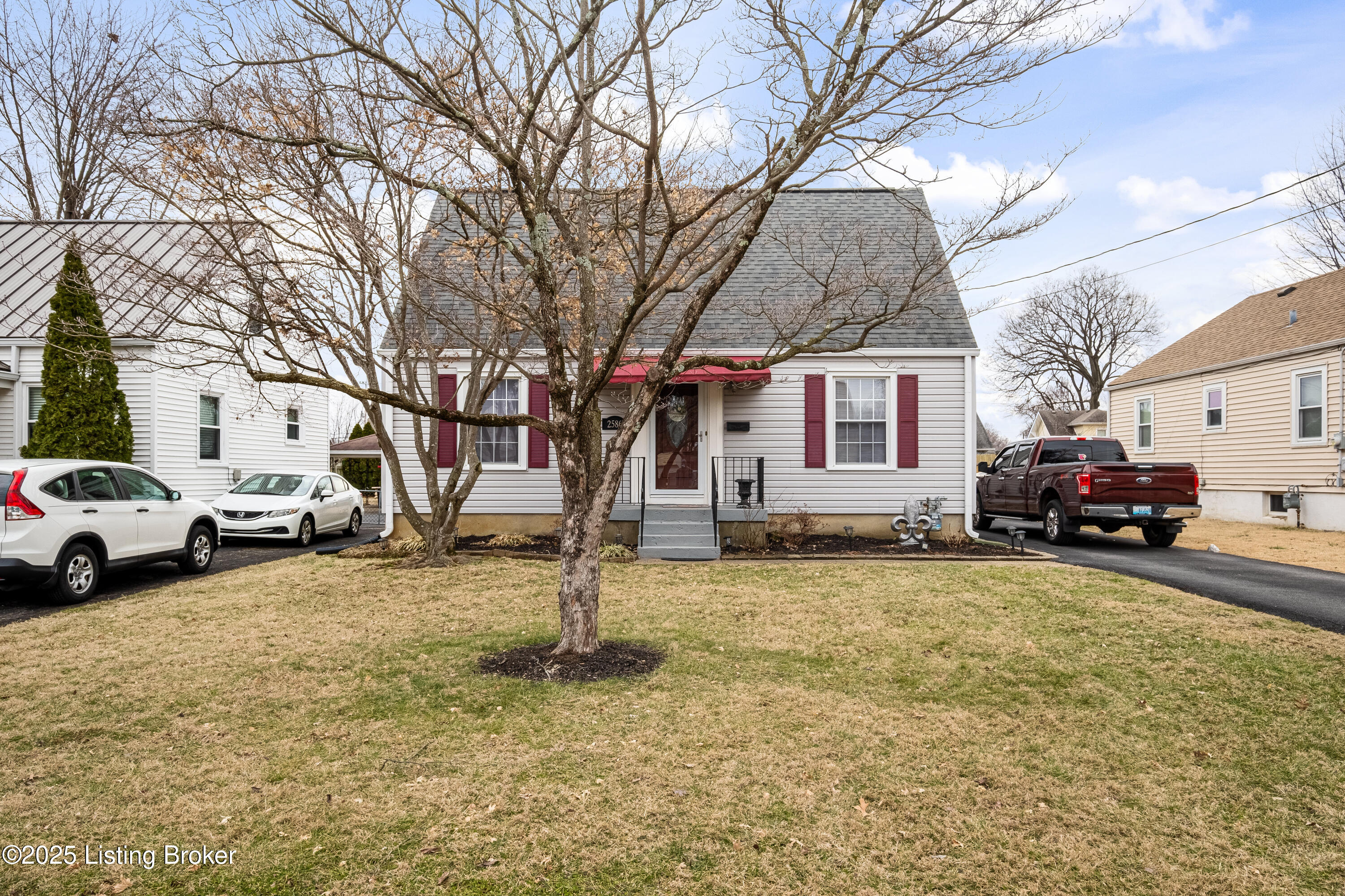 2586 Greenup Rd