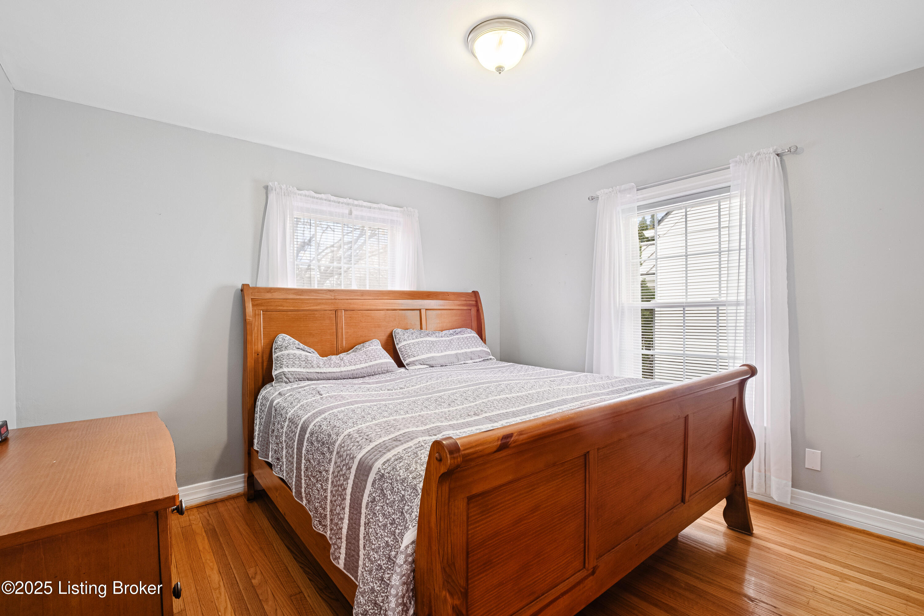 2586 Greenup Rd
