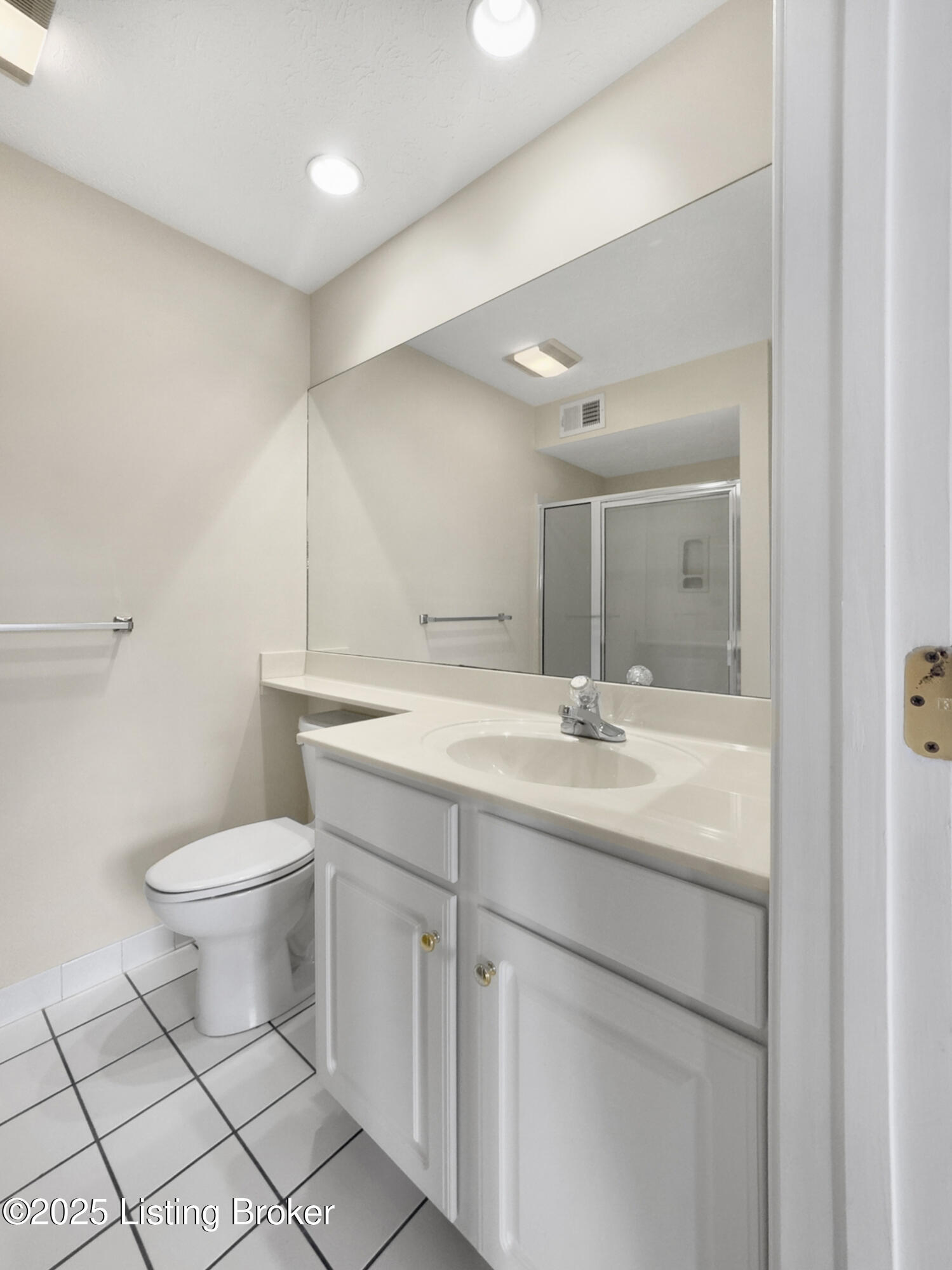8500 Atrium Dr APT 202