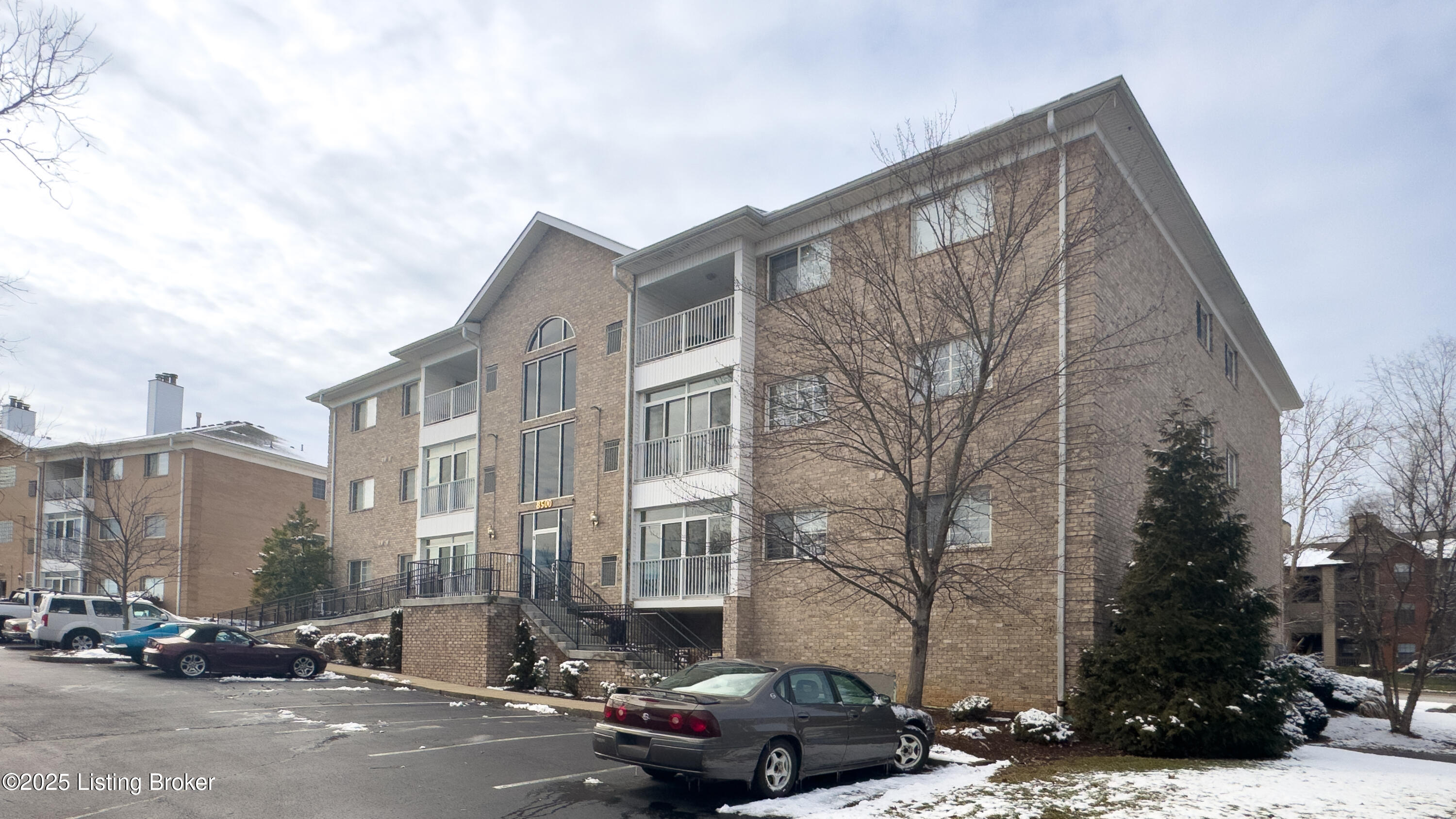 8500 Atrium Dr APT 202