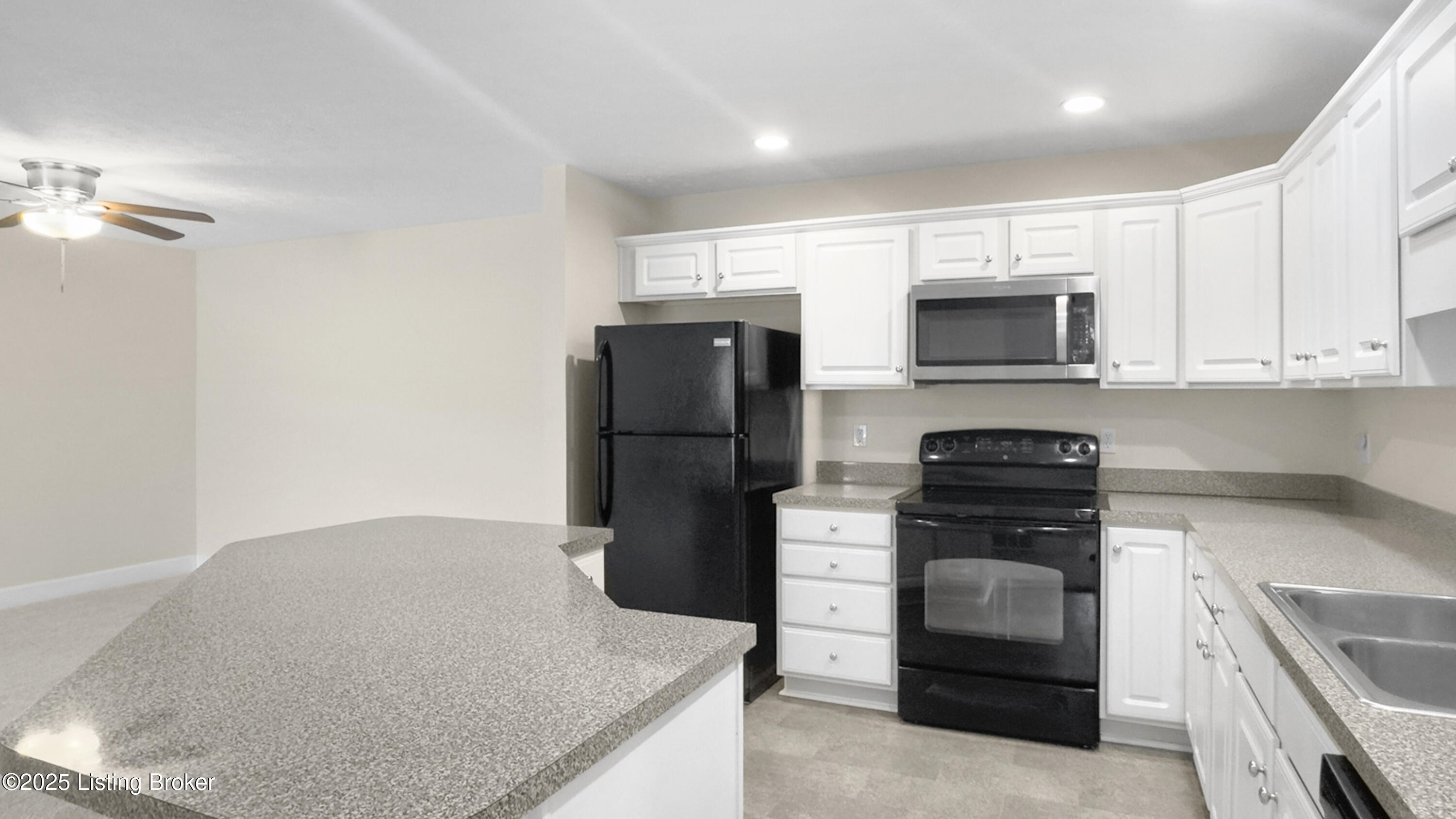 8500 Atrium Dr APT 202