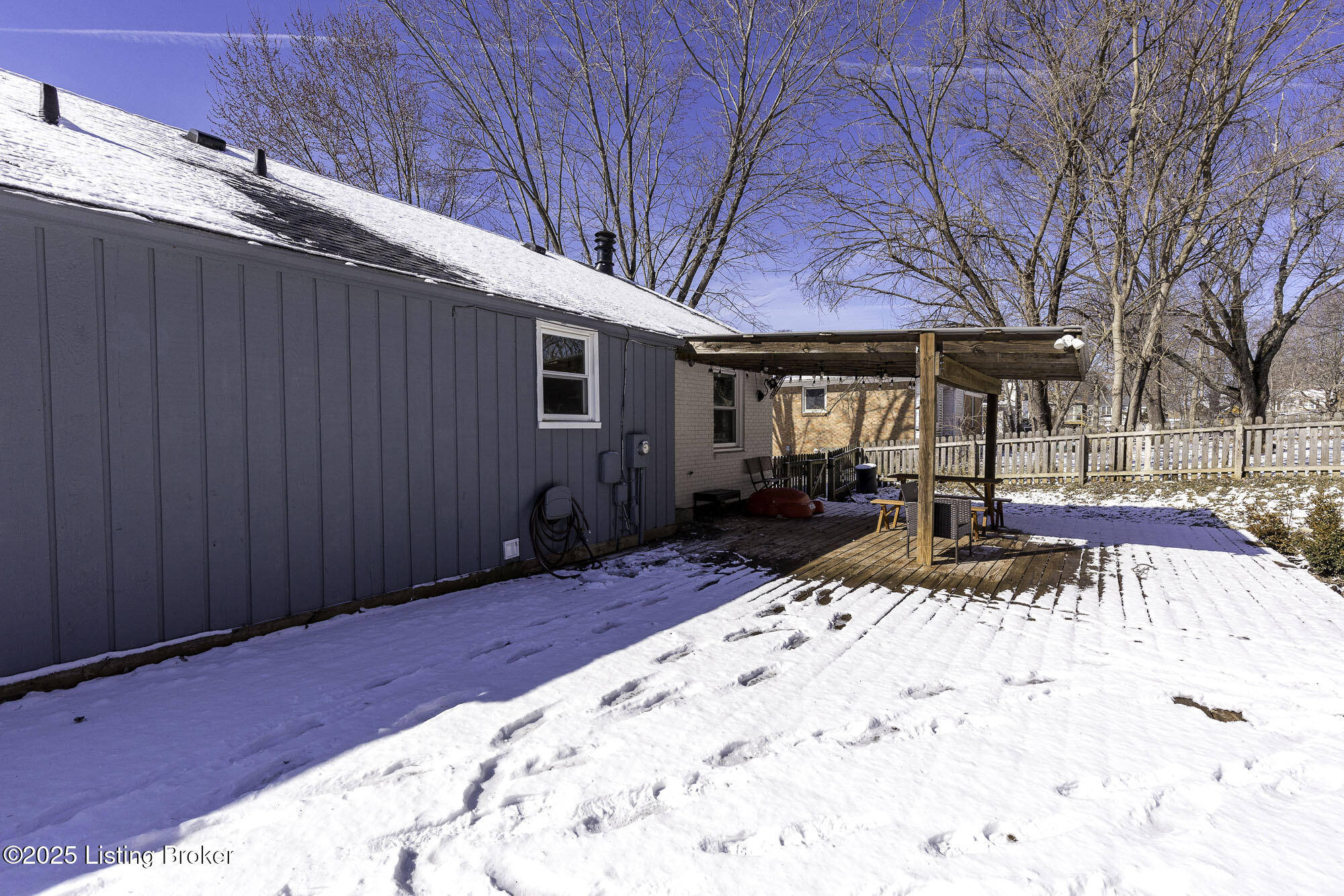 1403 Amanda Way