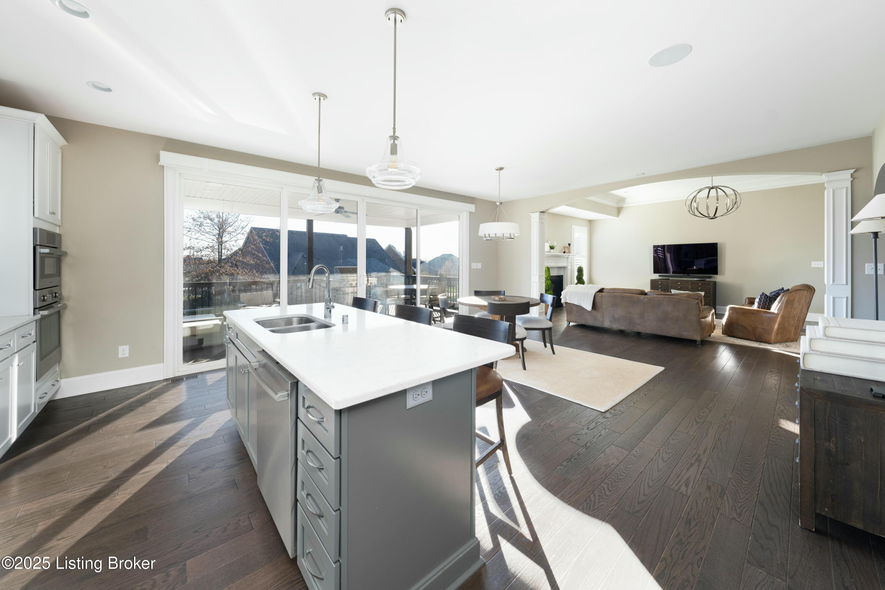 5412 River Rock Dr